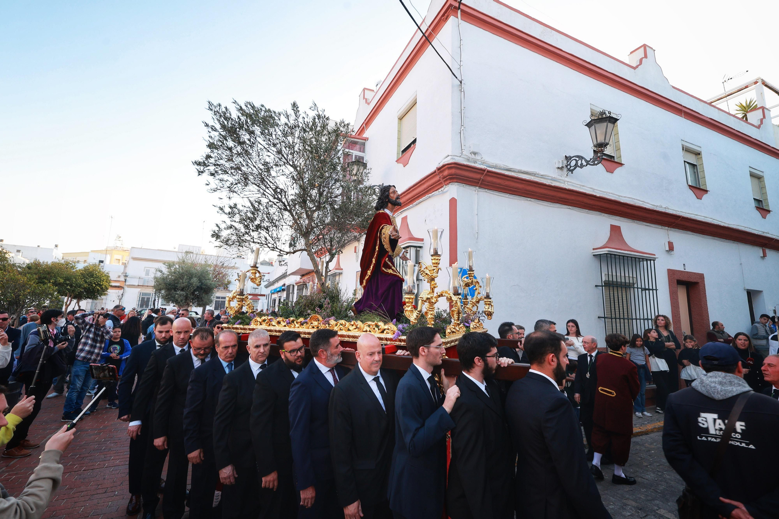 Las imágenes del vía crucis del Huerto en San Fernando