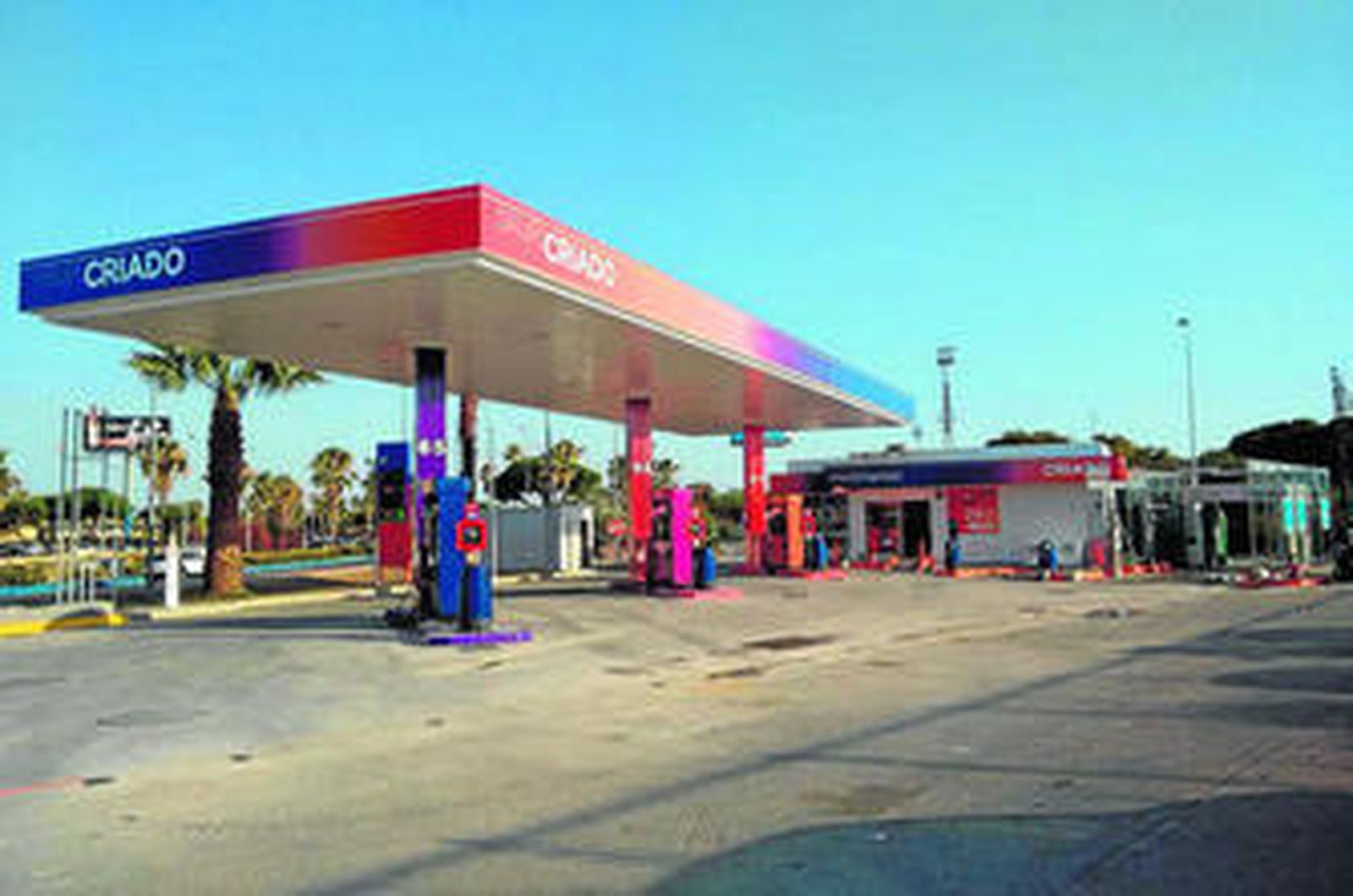La nueva estación de servicio del Grupo Criado se ubica junto al estadio José del Cuvillo.