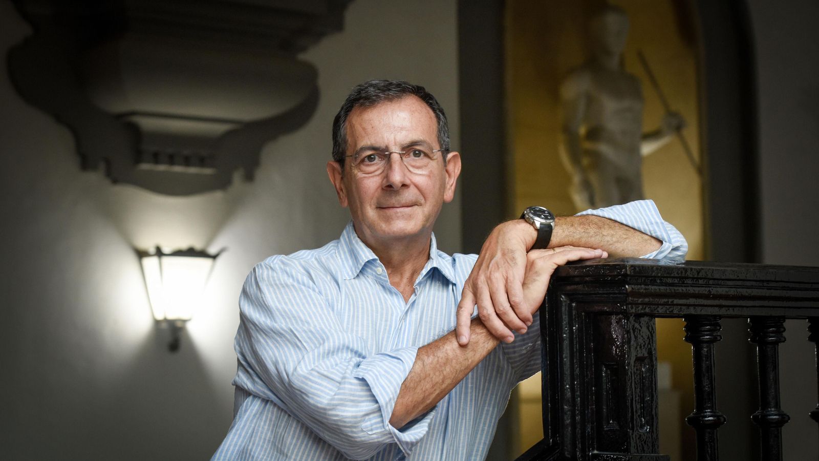 José Gabriel de Amores, en la Facultad de Filología de la Hispalense.