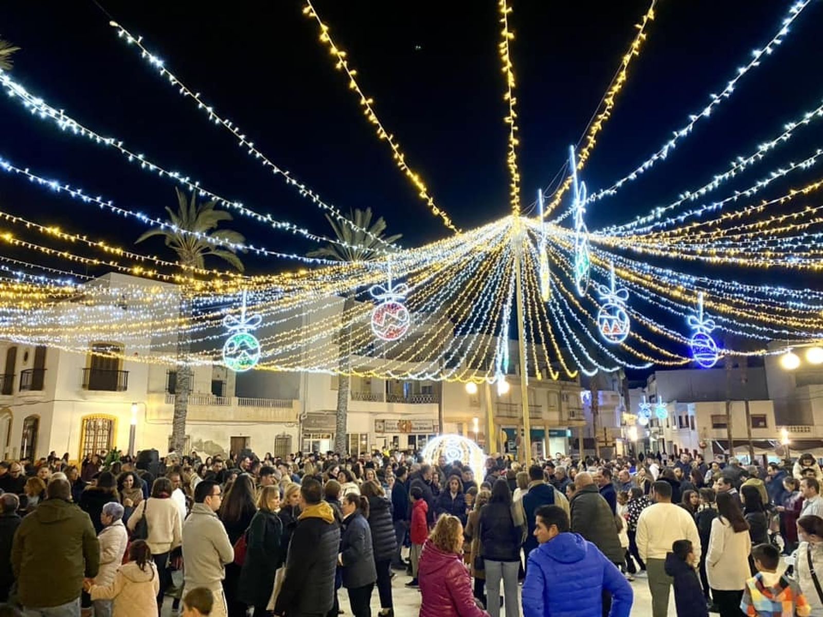 Alumbrado navideño en Carboneras.