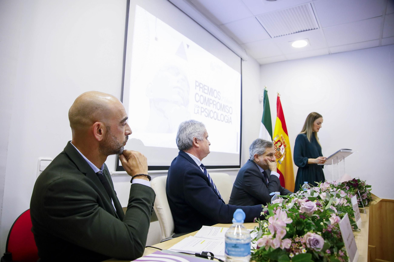 Las imágenes de la entrega de los Premios Compromiso con la Psicología en la sede del COPAO en Almería