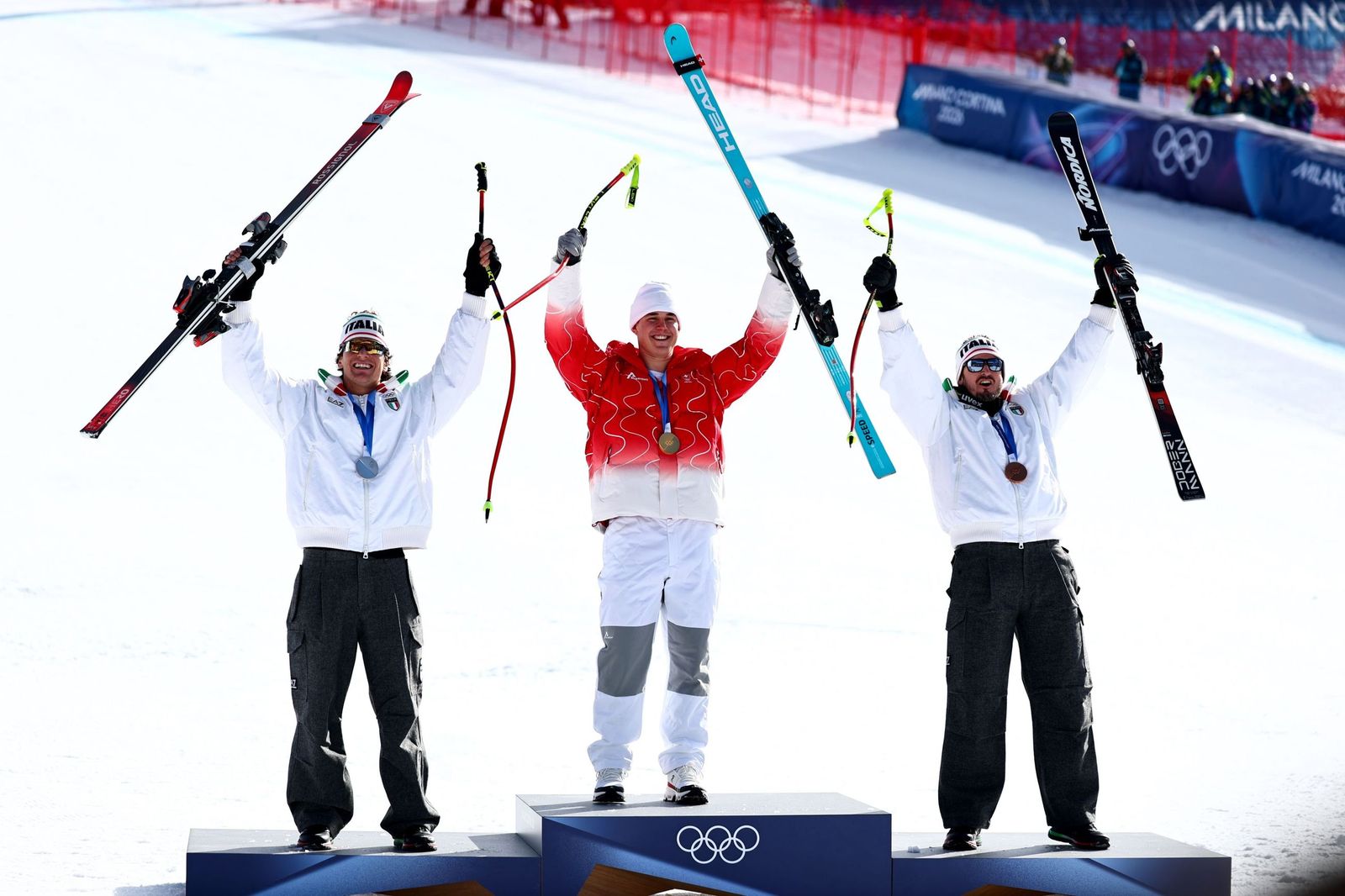 Las espectaculares fotos del descenso masculino en los Juegos Olímpicos de invierno