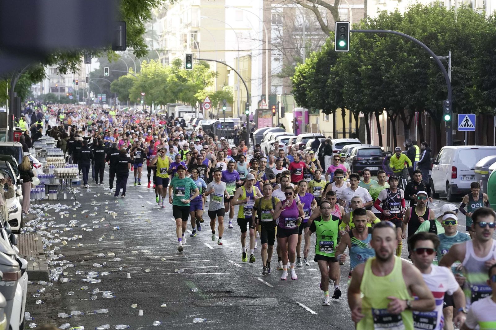 el Zurich Maratón de Sevilla 2026 por Lopez de Gomara, galería 1