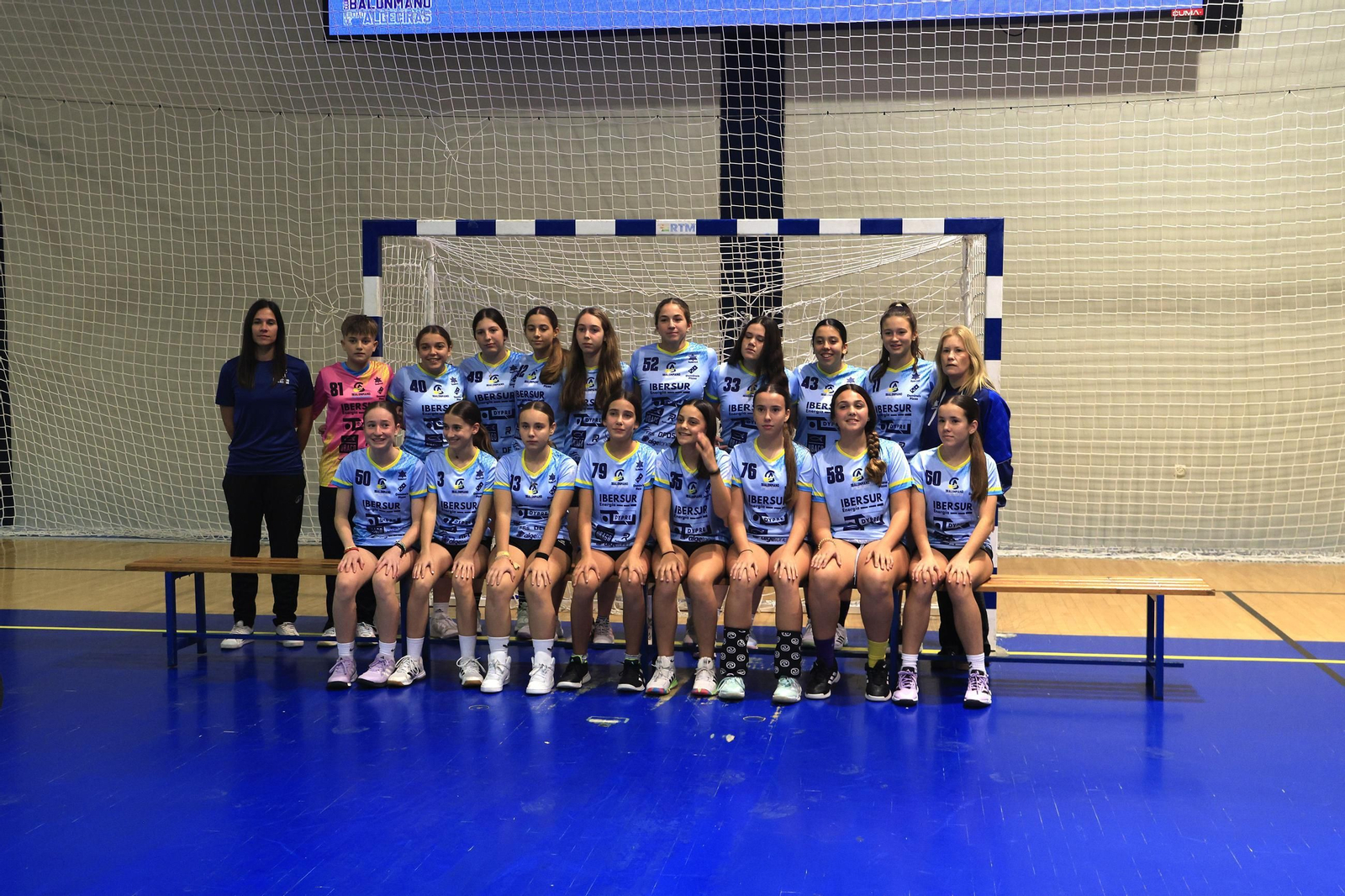Las fotos de familia del Club Balonmano Ciudad de Algeciras 2025-26