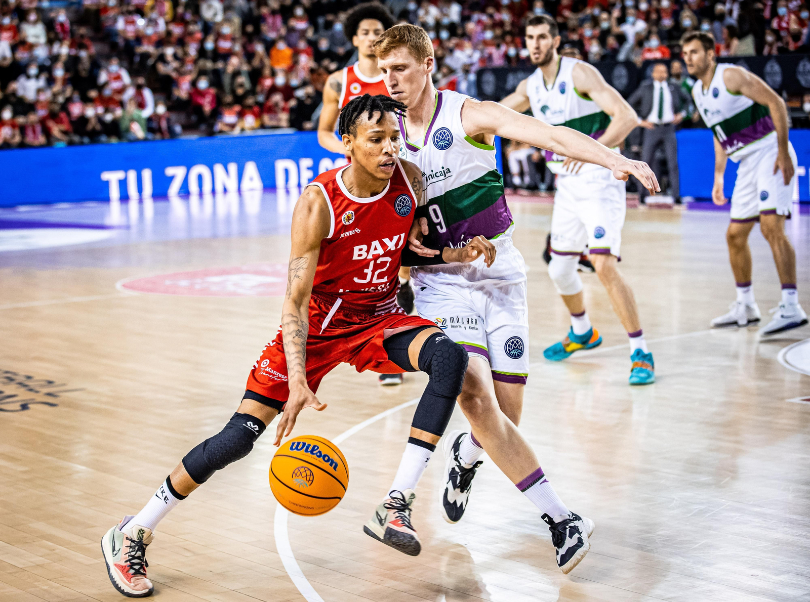 Las fotos del Baxi Manresa-Unicaja de la Basketball Champions League