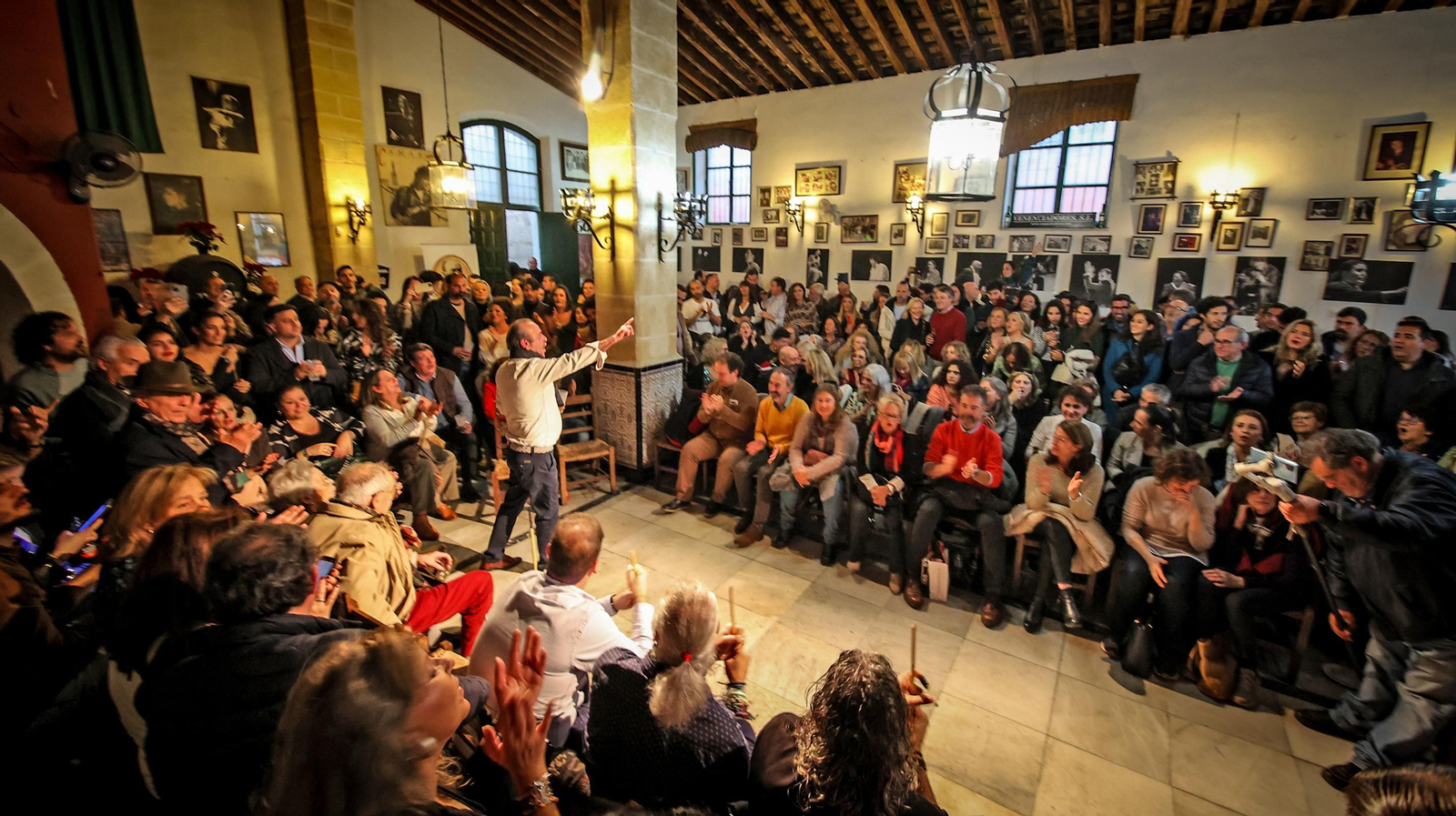 Búscate en  las zambombas del día 16 de diciembre