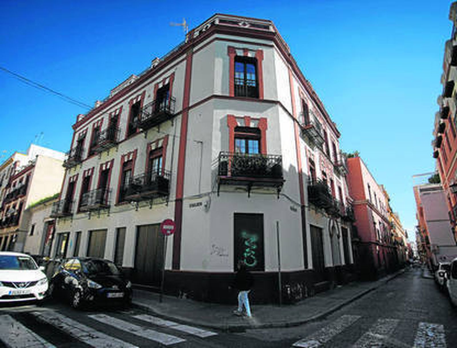 Esquina de la calle Baños con Goles, nombre que parece ser una deformación de Hércules.