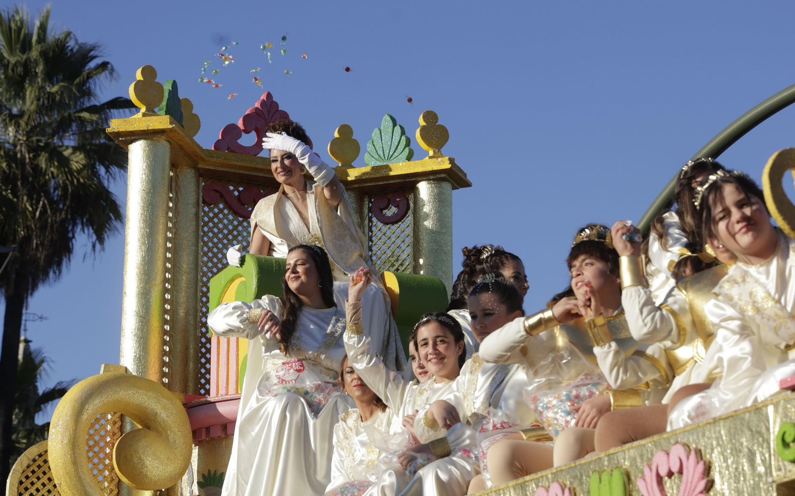 Las imágenes de la Cabalgata de los Reyes Magos en Sevilla