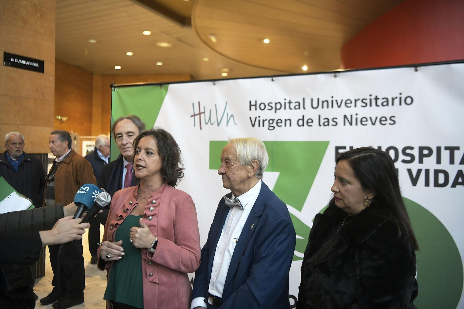 La gala del 70 aniversario del Hospital virgen de las nieves de Granada, en imágenes