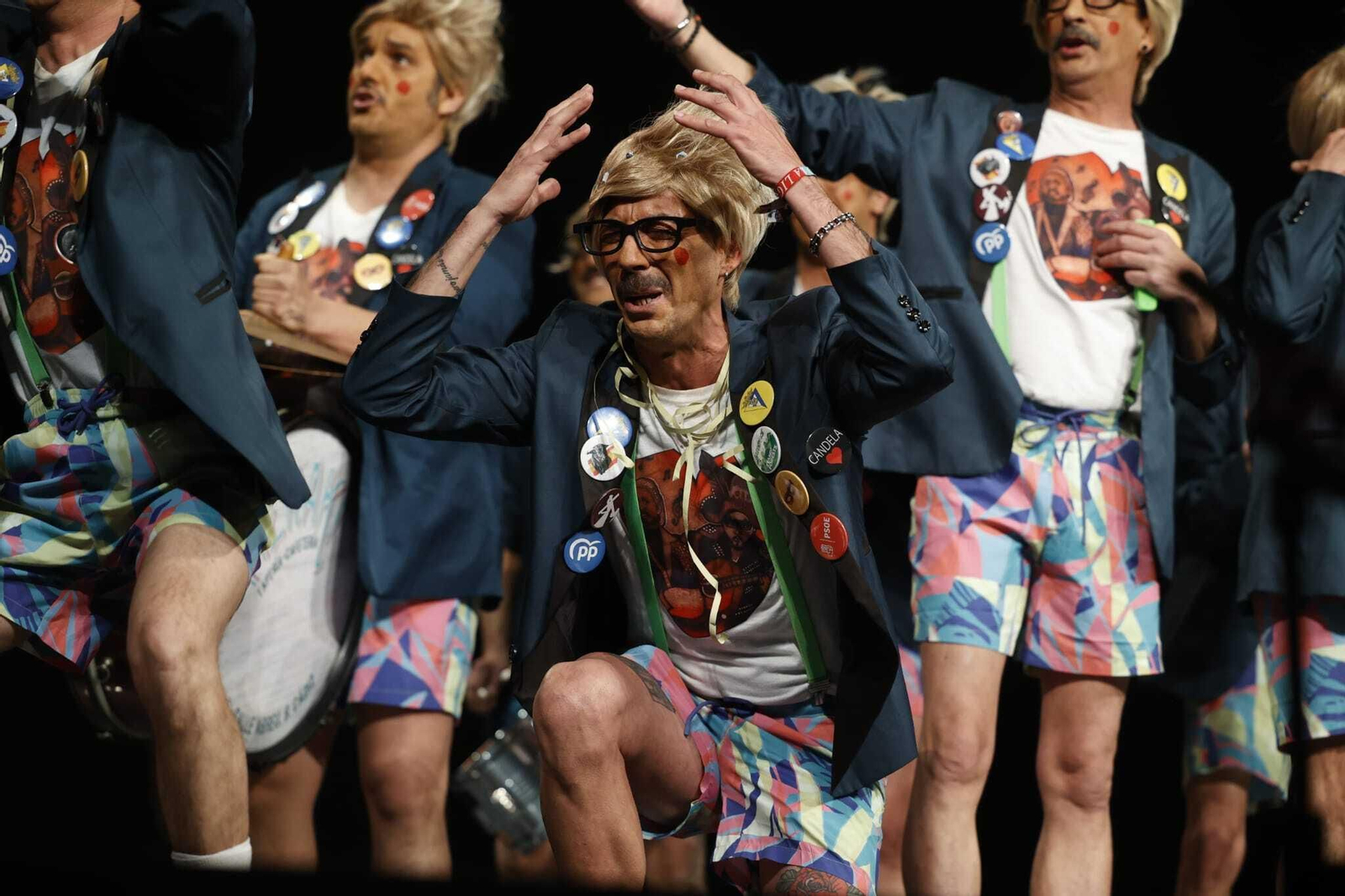 Chirigota 'Cádiz qué bonita eres, los bipolares'.