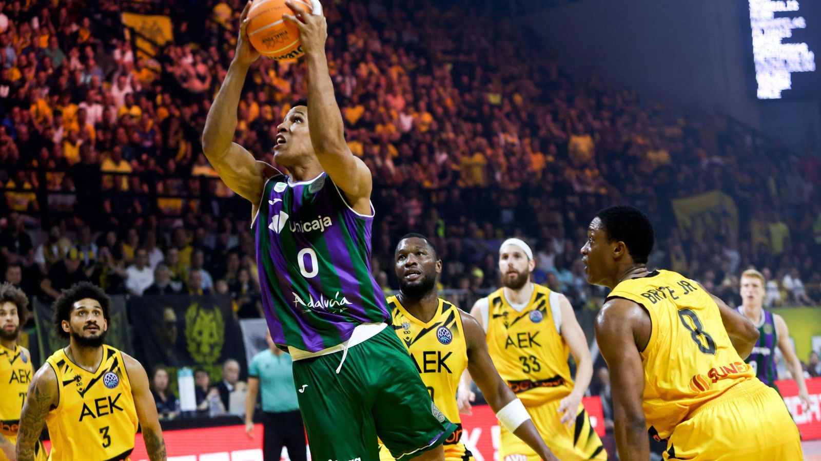 Las fotos del AEK Atenas-Unicaja de la Final Four de la Basketball Champions League