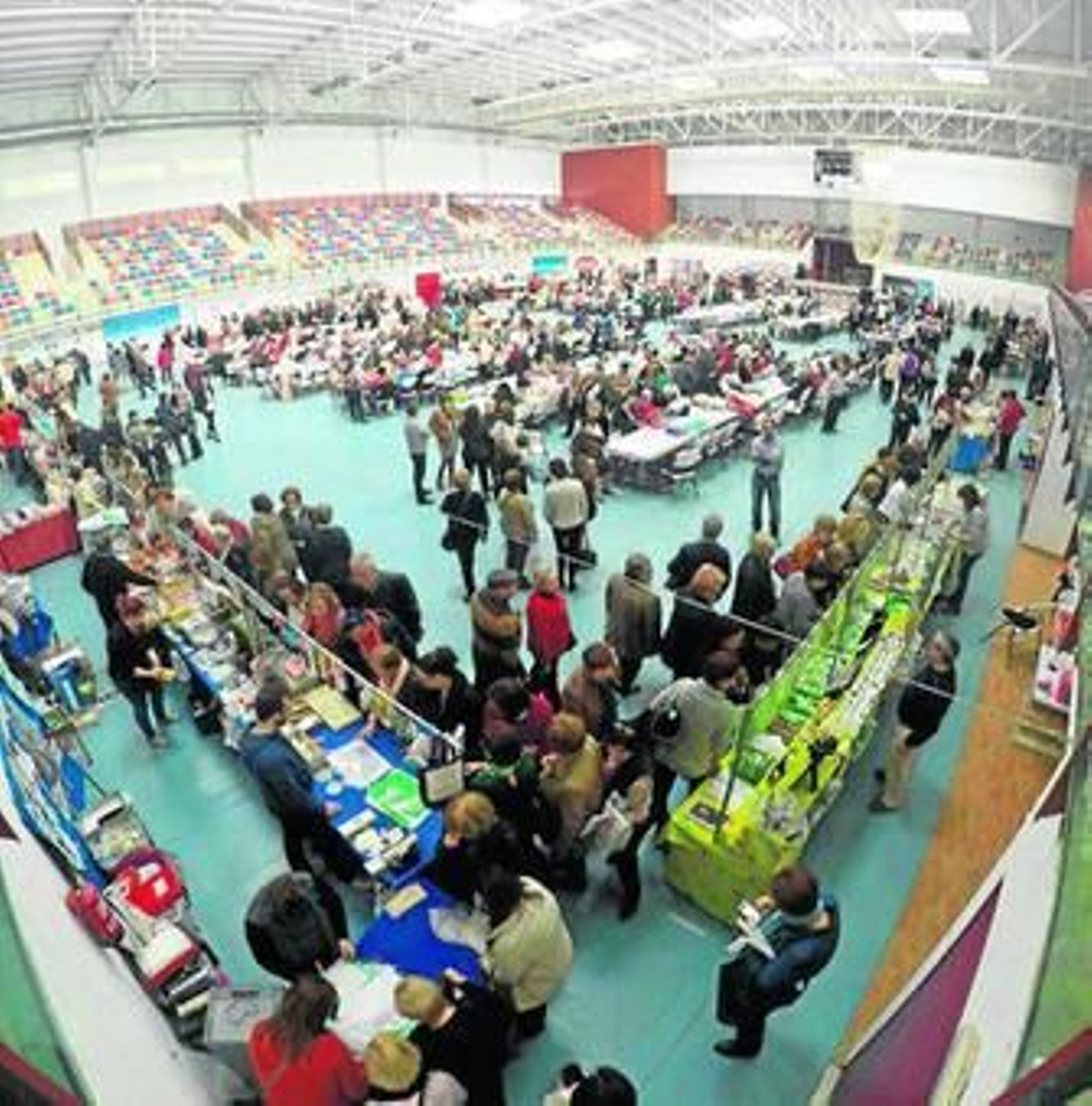 Fiesta anual del bolillo con más de 400 encajeras