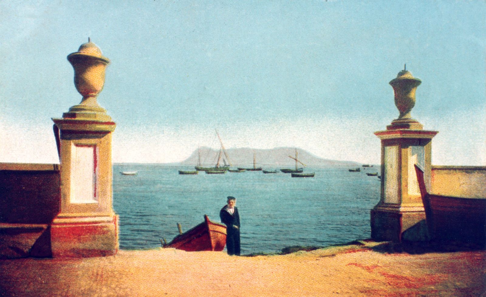 Escalera de acceso al paseo de la Marina desde la playa. Año 1903.