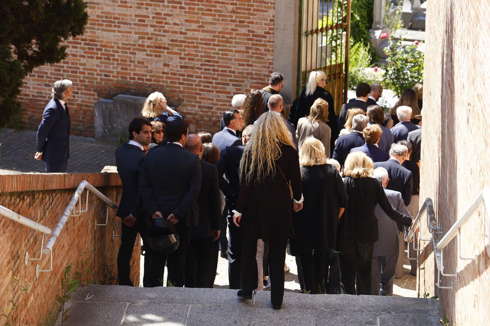 Familiares y amigos despiden a Francisco de Borbón y Escasany, duque de Sevilla: todas las fotos