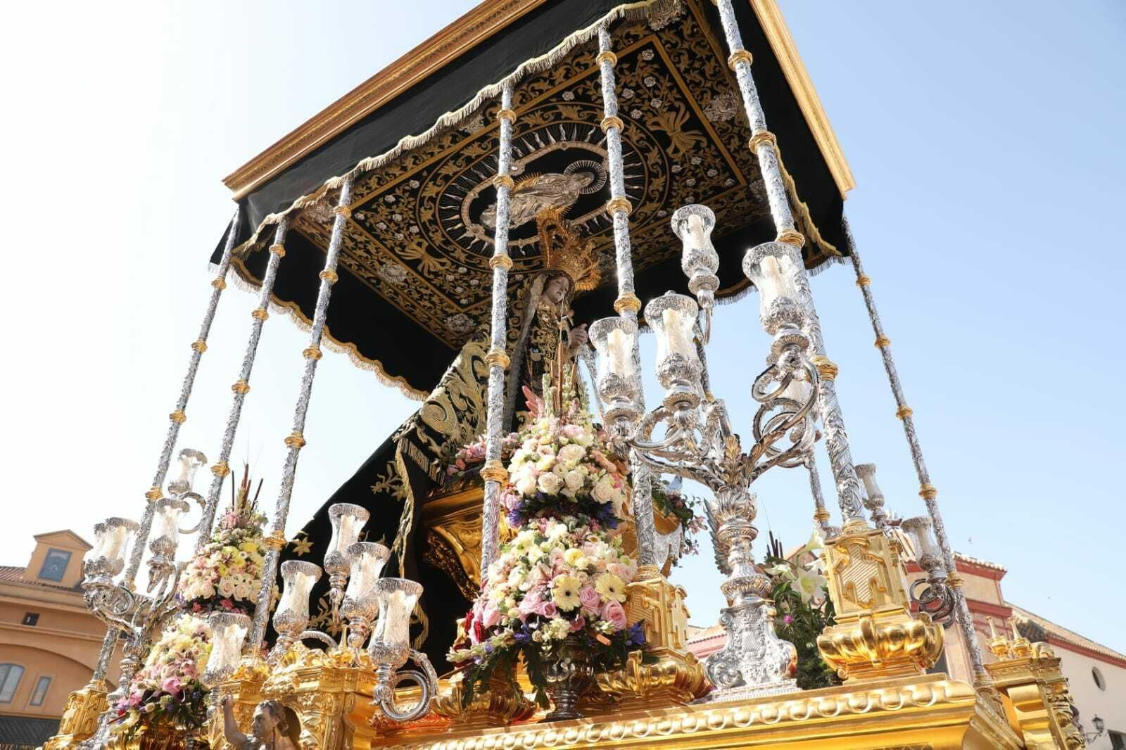 Las fotos de Dolores del Puente en el Lunes Santo en Málaga