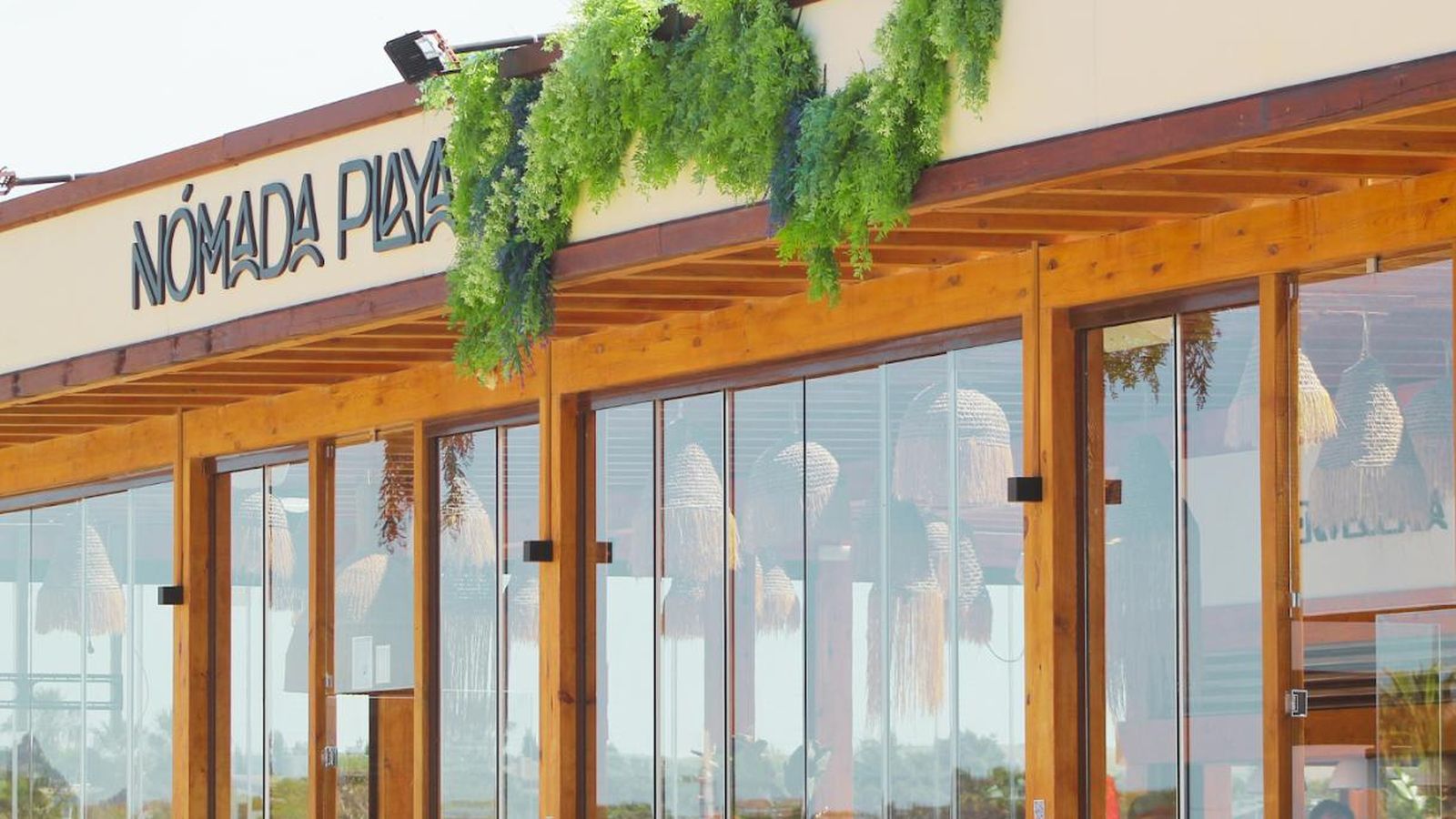 Imagen del exterior del Nómada Playa