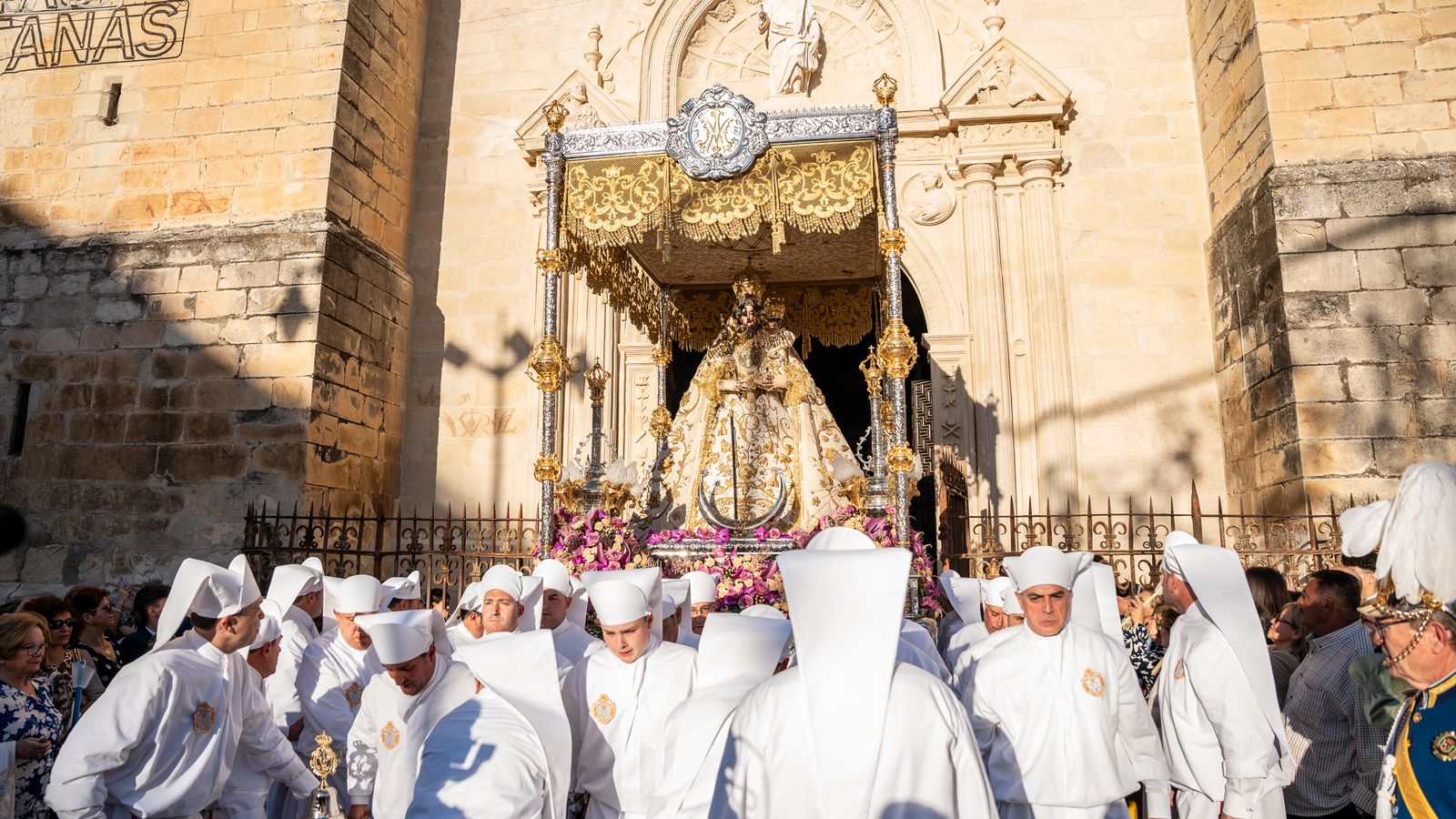 Las mejores imágenes de la procesión de la Virgen de Araceli en Lucena