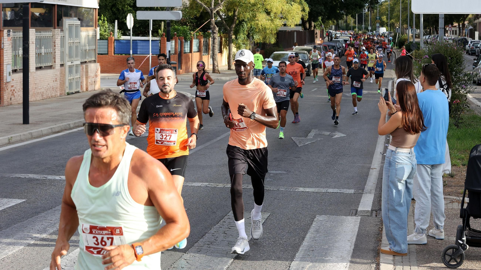Búscate en la Media Maratón de Jerez 2025 (2)