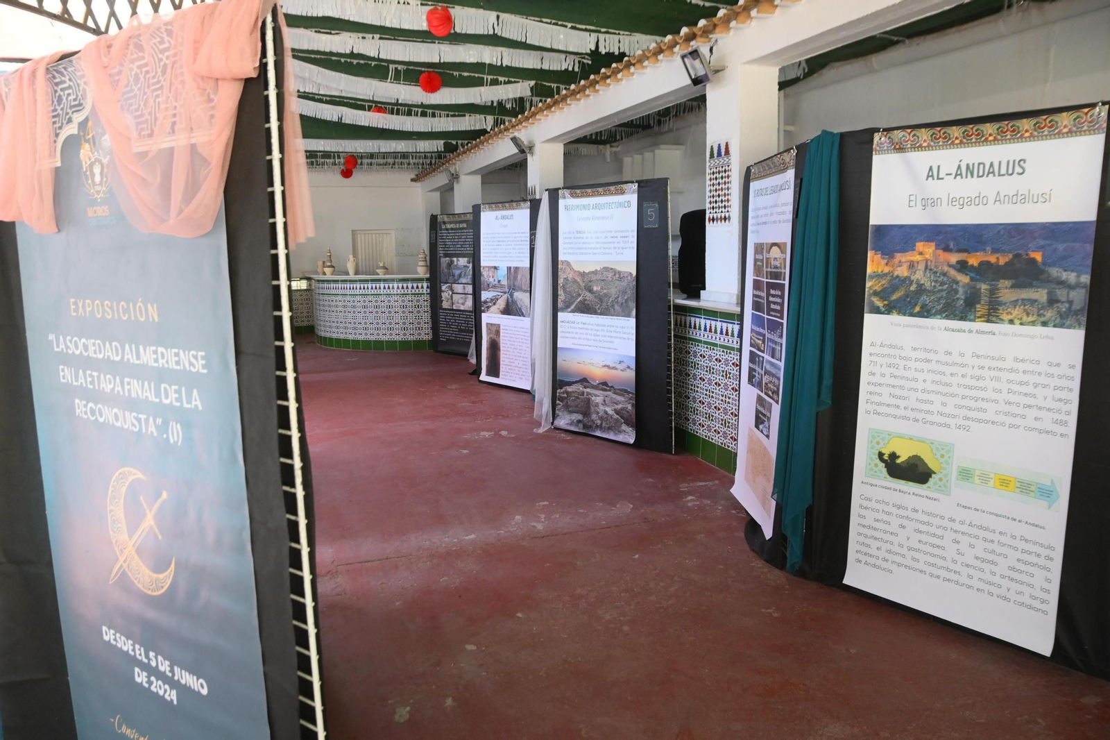 Más de veinte municipios festeros convierten Vera en la capital andaluza de los Moros y Cristianos