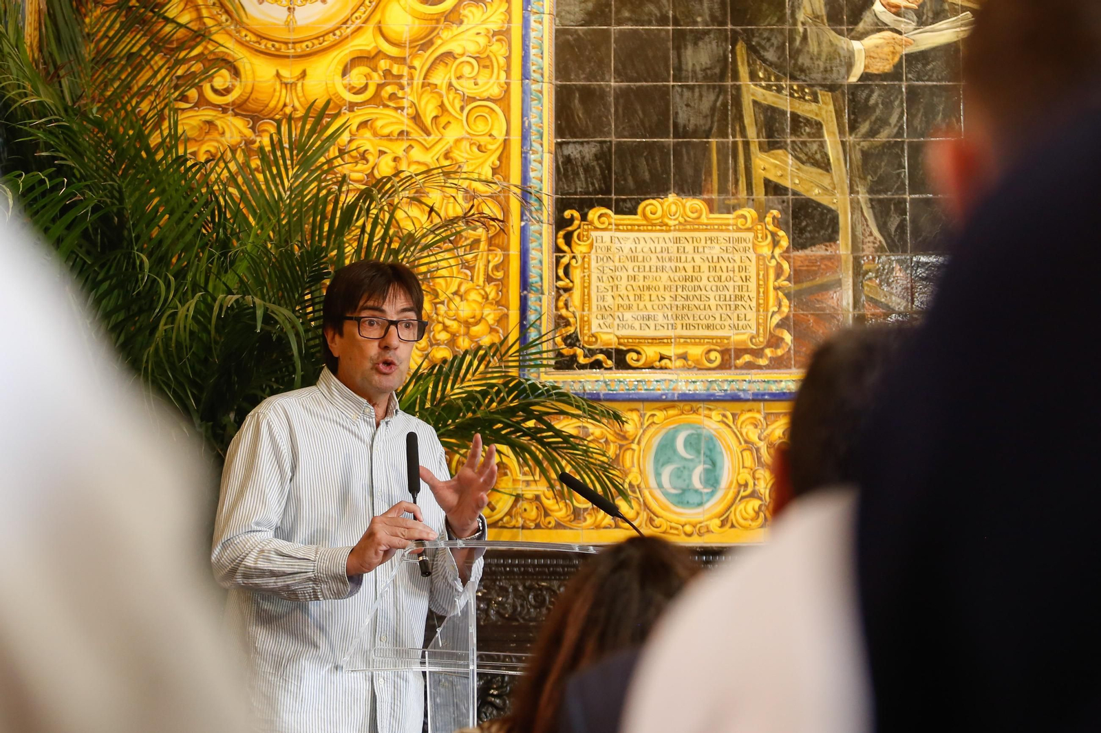 Fotos de la mesa redonda sobre economía azul y sostenibilidad, de las Cátedras Telefónica y la UCA