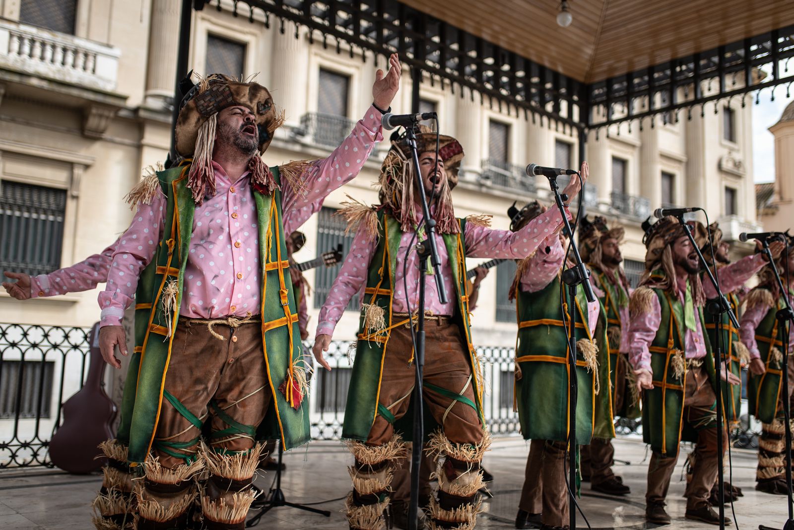 Imágenes de las actuaciones de carnaval en la Plaza de las Monjas