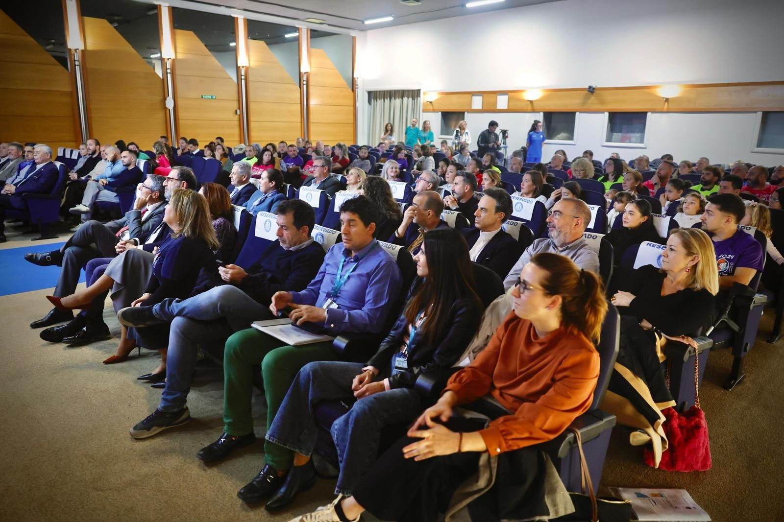 AVOI forma un equipazo para golear al cáncer infantil