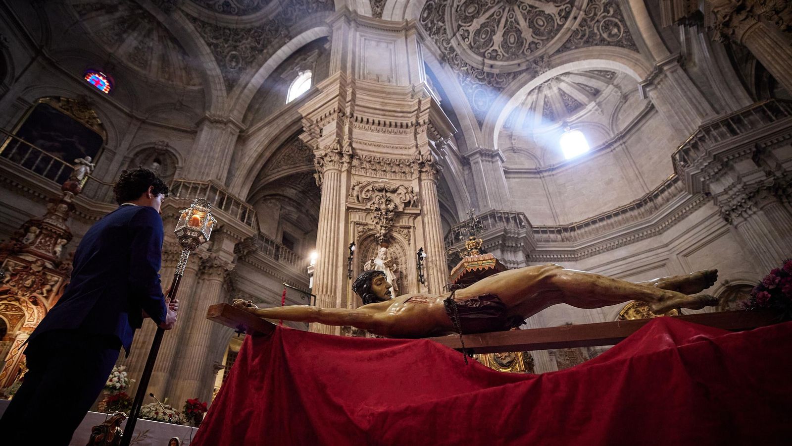 Inicio del Año Jubilar en la Catedral de Granada con la presencia del Cristo del Silencia