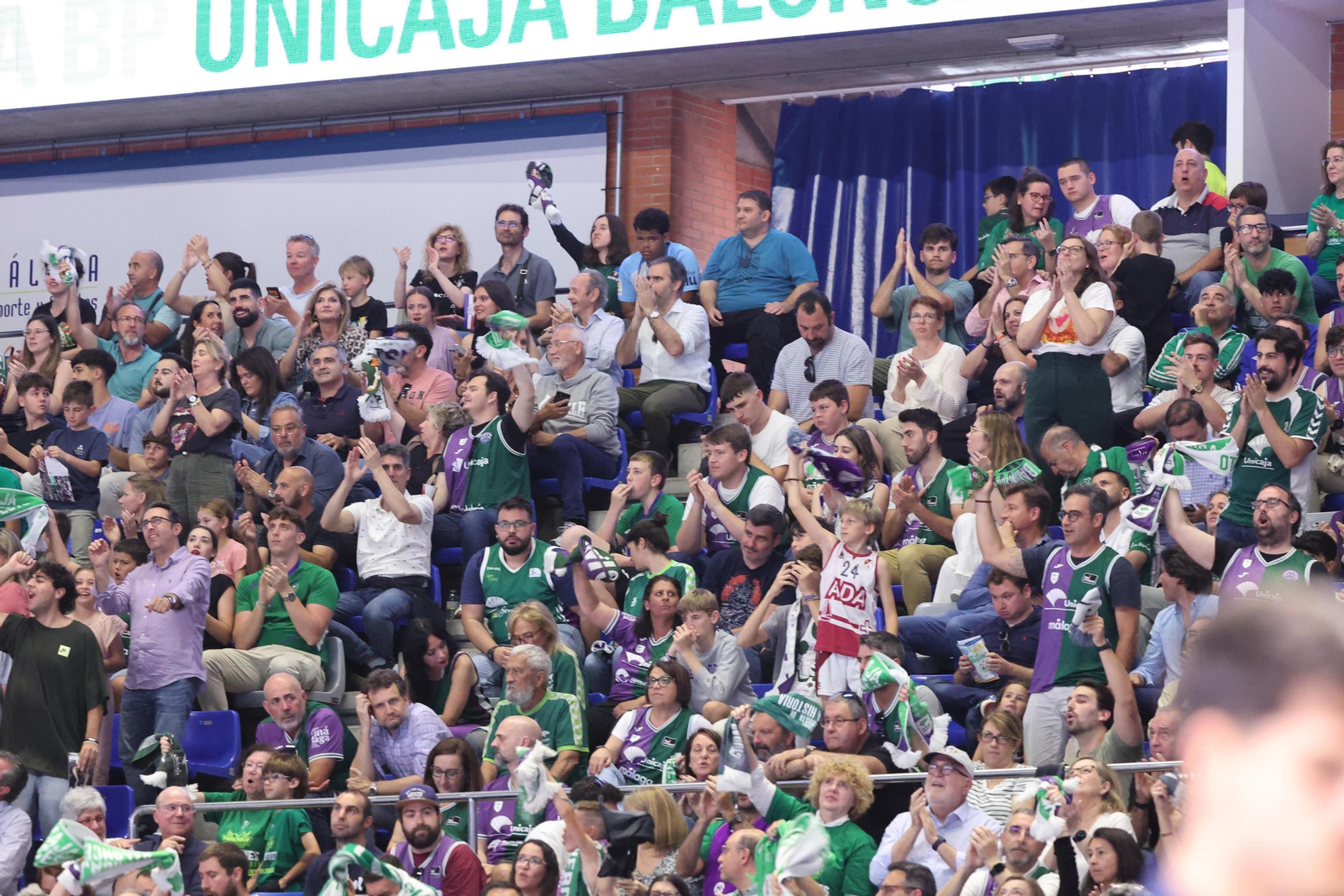 Búscate en las gradas del Carpena en el Unicaja-UCAM Murcia