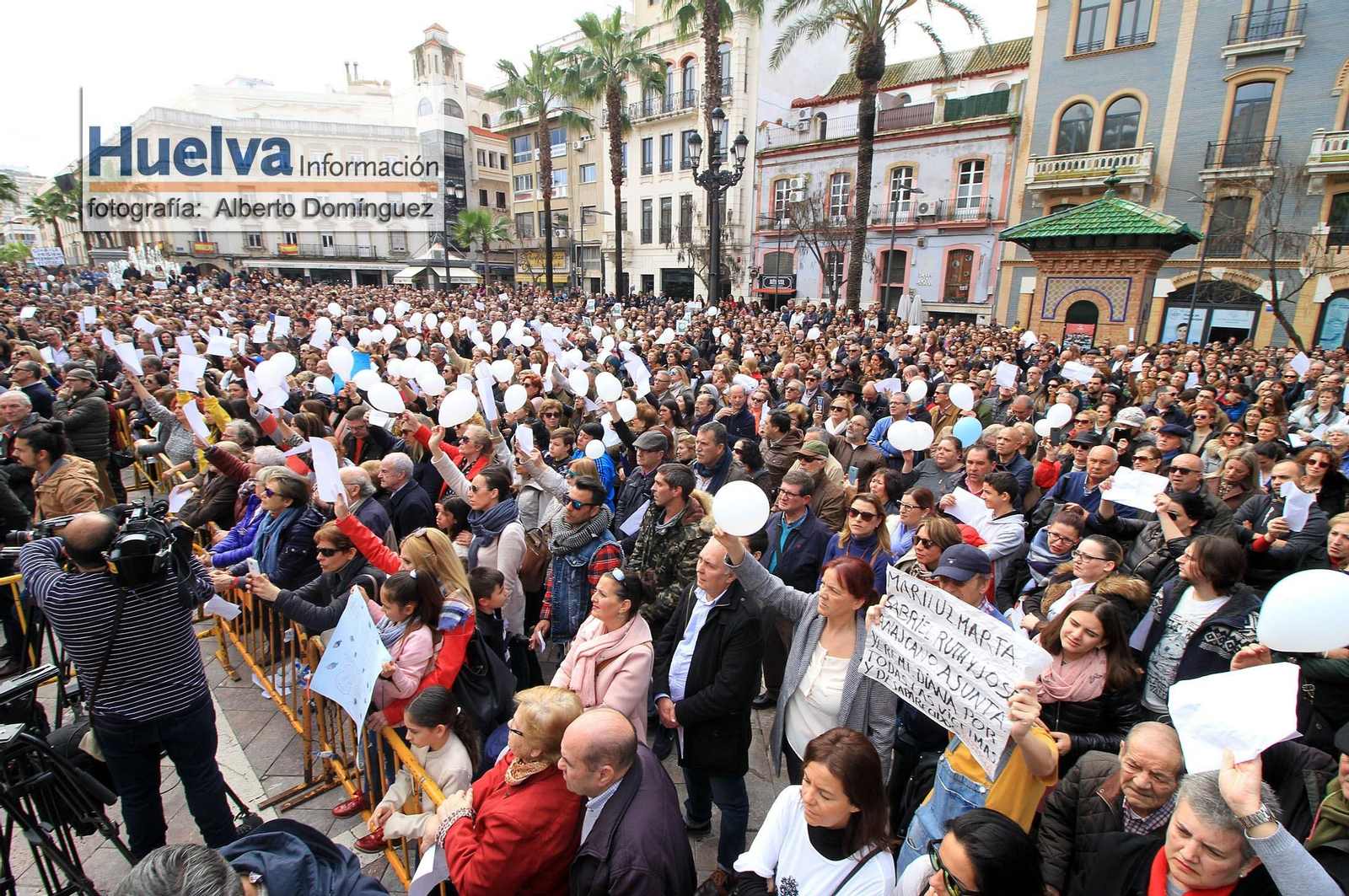 Imágenes de la manifestación contra la derogación de la prisión permanente revisable celebrada en Huelva