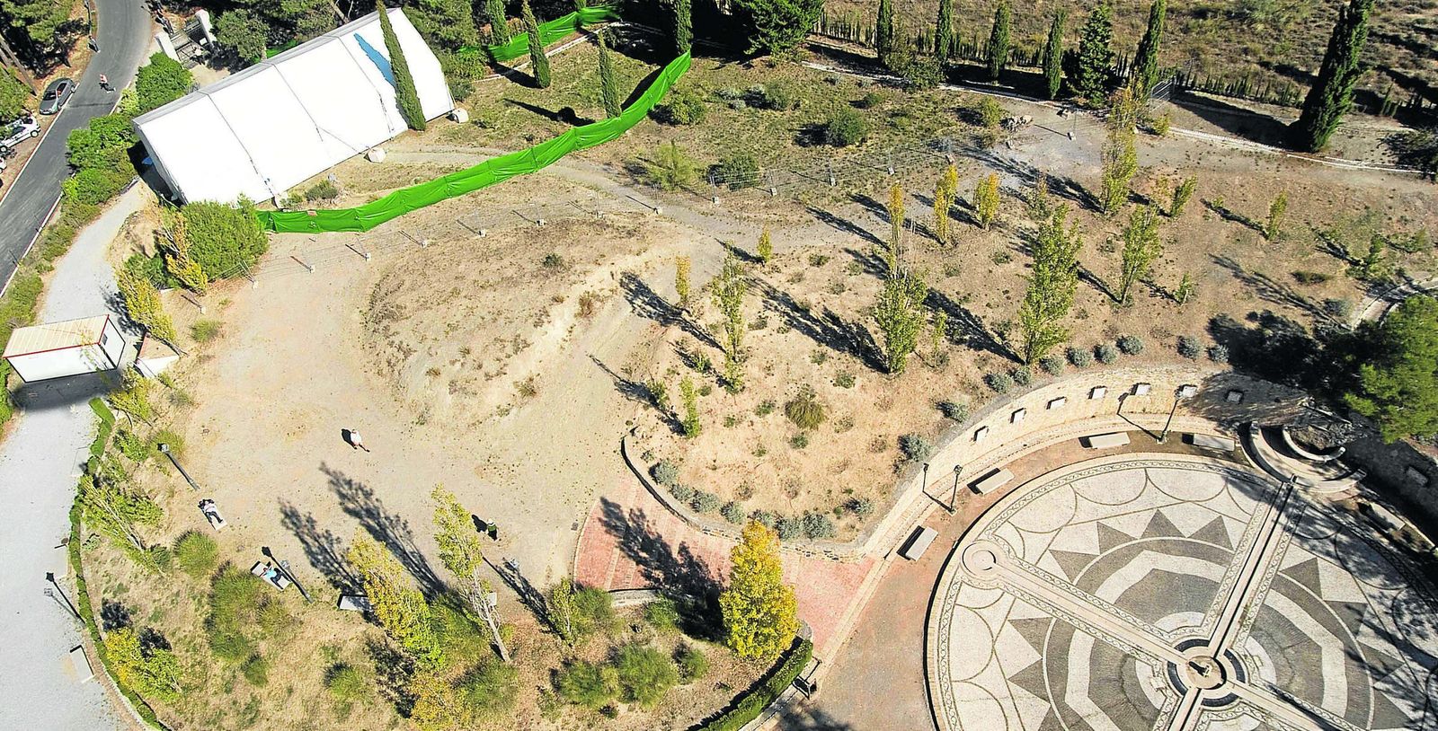 La primera búsqueda de los restos del poeta se abordó en 2009.