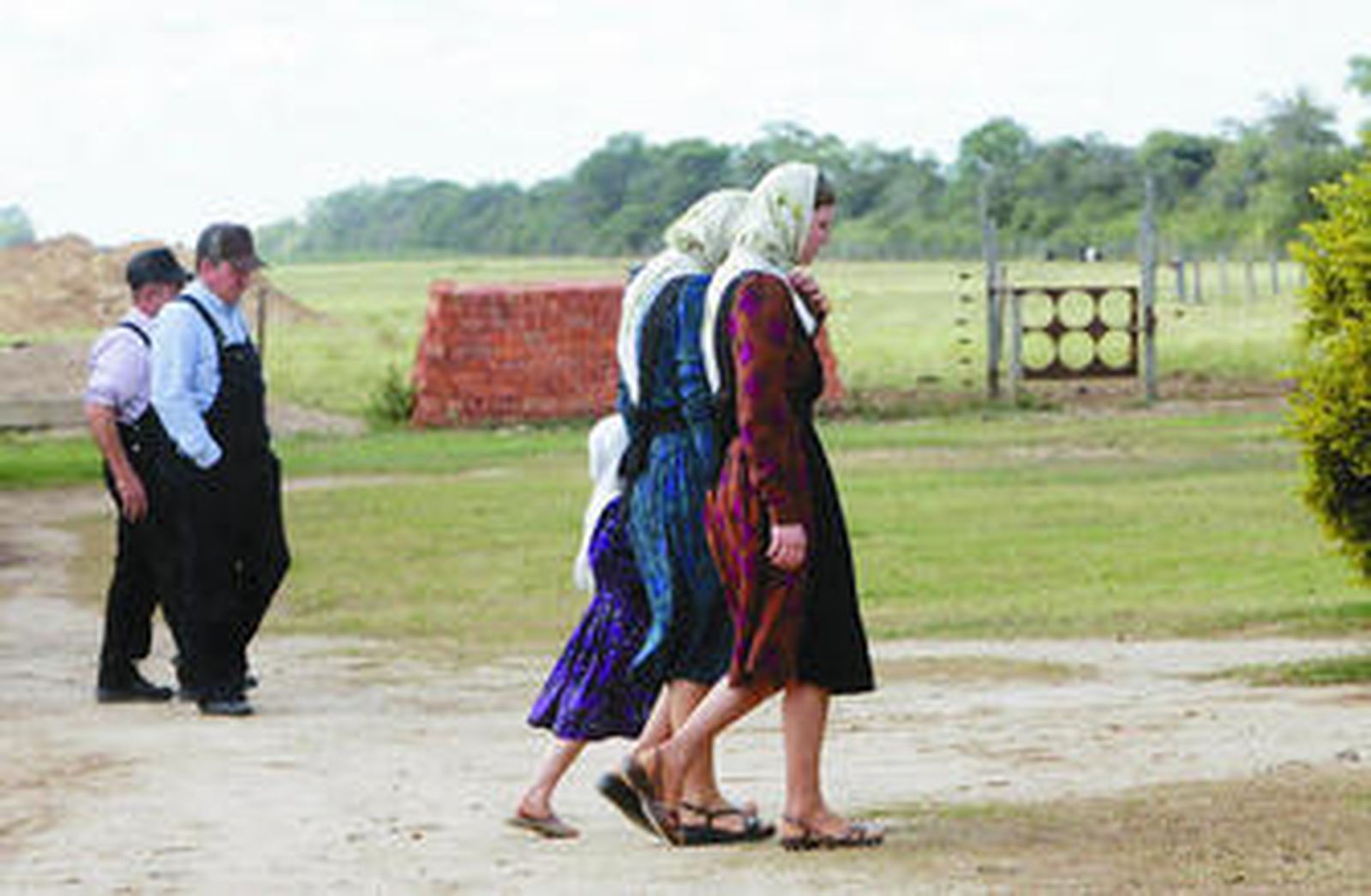 Miembros de la colonia menonita de Manitoba.