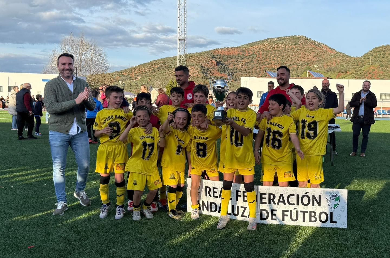 En imágenes: Vilches acoge la XIX edición del Mundialito de Escuelas de Fútbol de Jaén