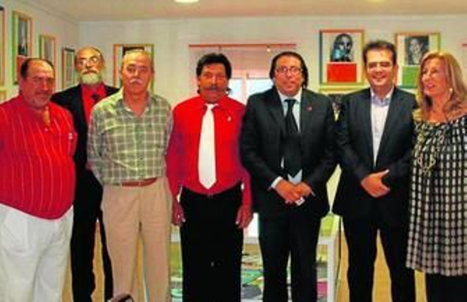 Imagen del momento de la inauguración de la muestra.