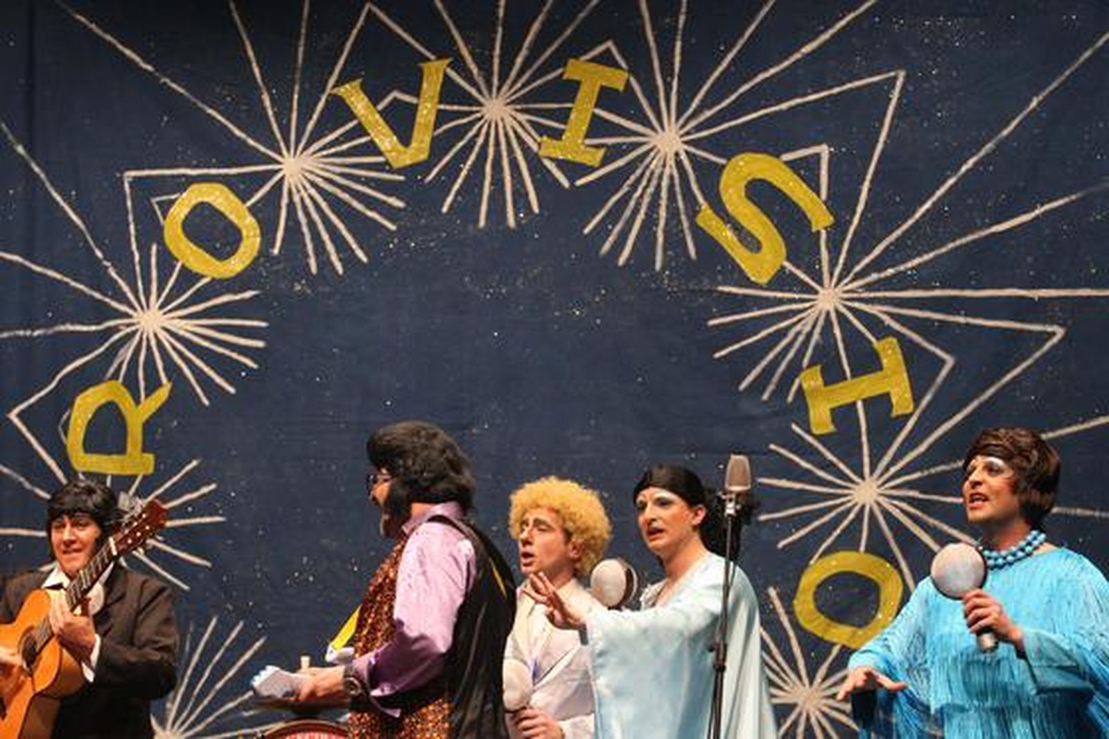 La chirigota de Algeciras 'Todo a euro'

Foto: Paco Guerrero