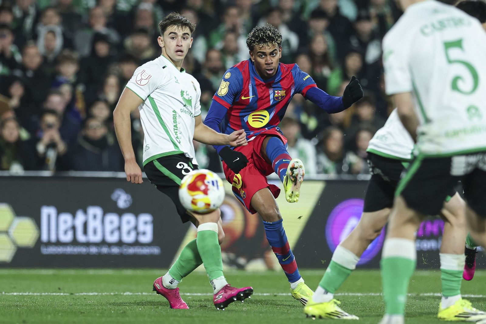 Las fotos del Racing-Barcelona de Copa