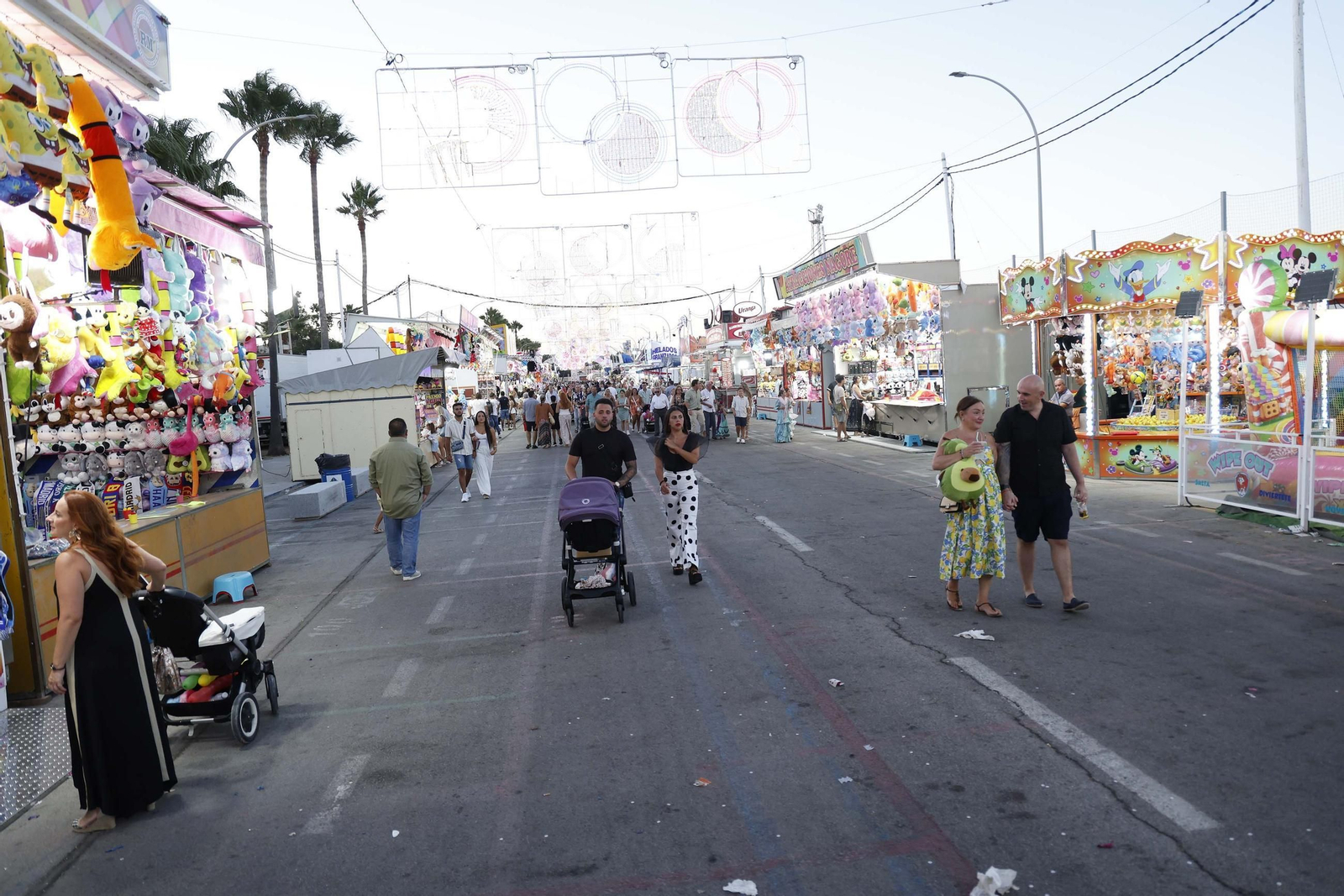 Búscate en las fotos del sábado de la Feria de La Línea