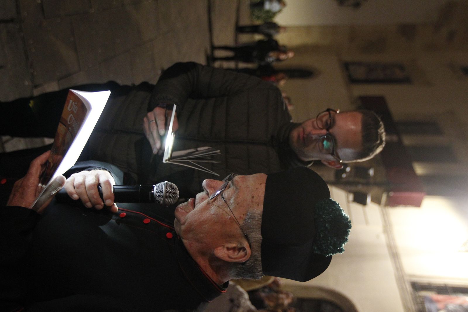 Imágenes Via Crucis Santo Cristo de la Escucha. Semana Santa Almería 2019