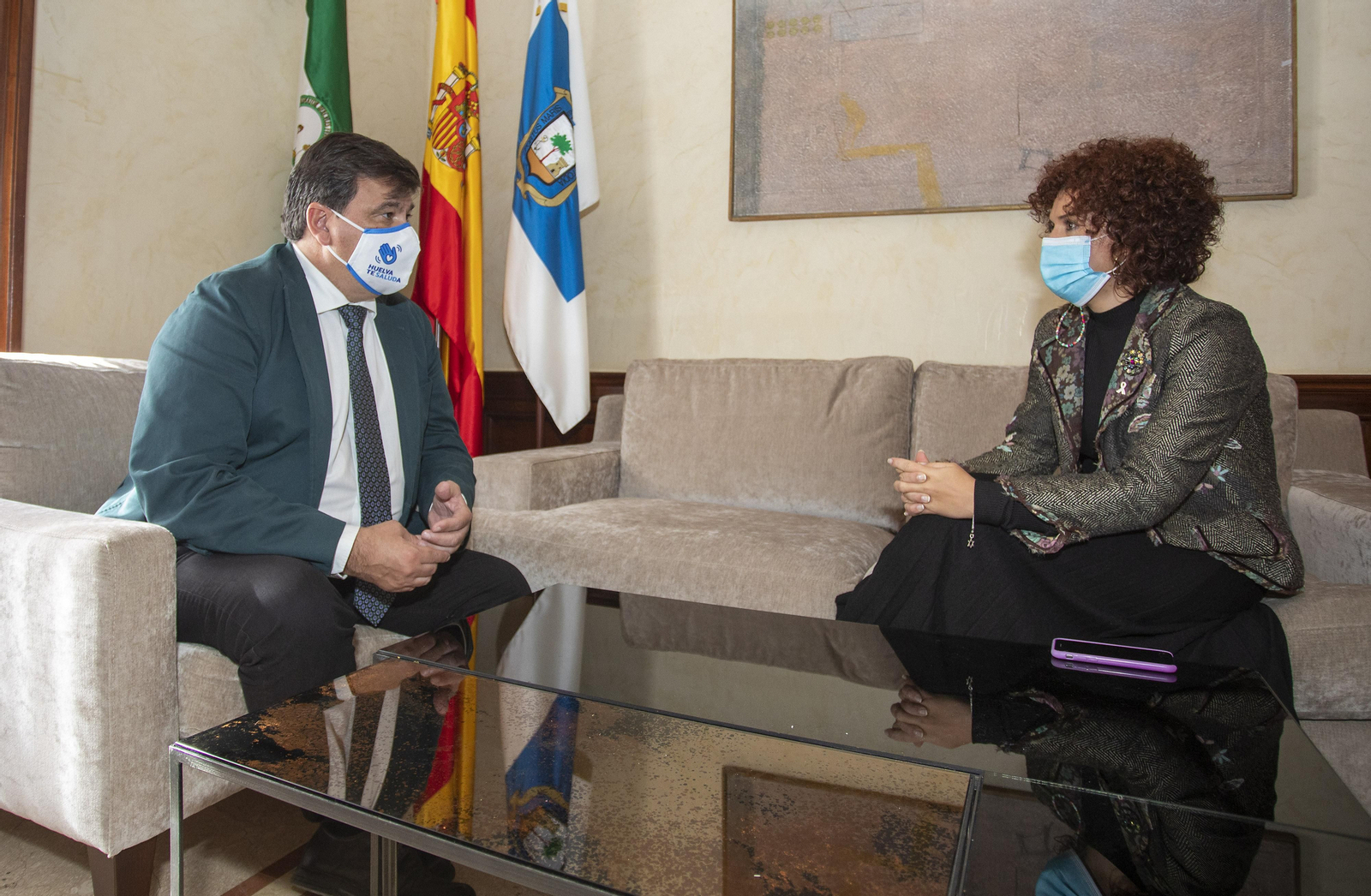 Encuentro entre Gabriel Cruz y María Eugenia Limón.