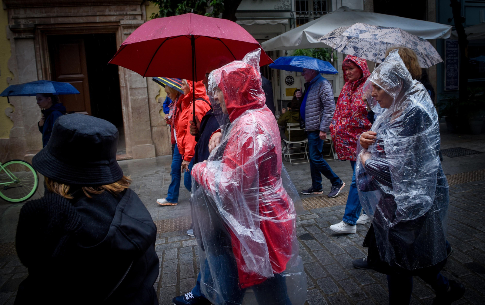 Domingo de turismo bajo la lluvia