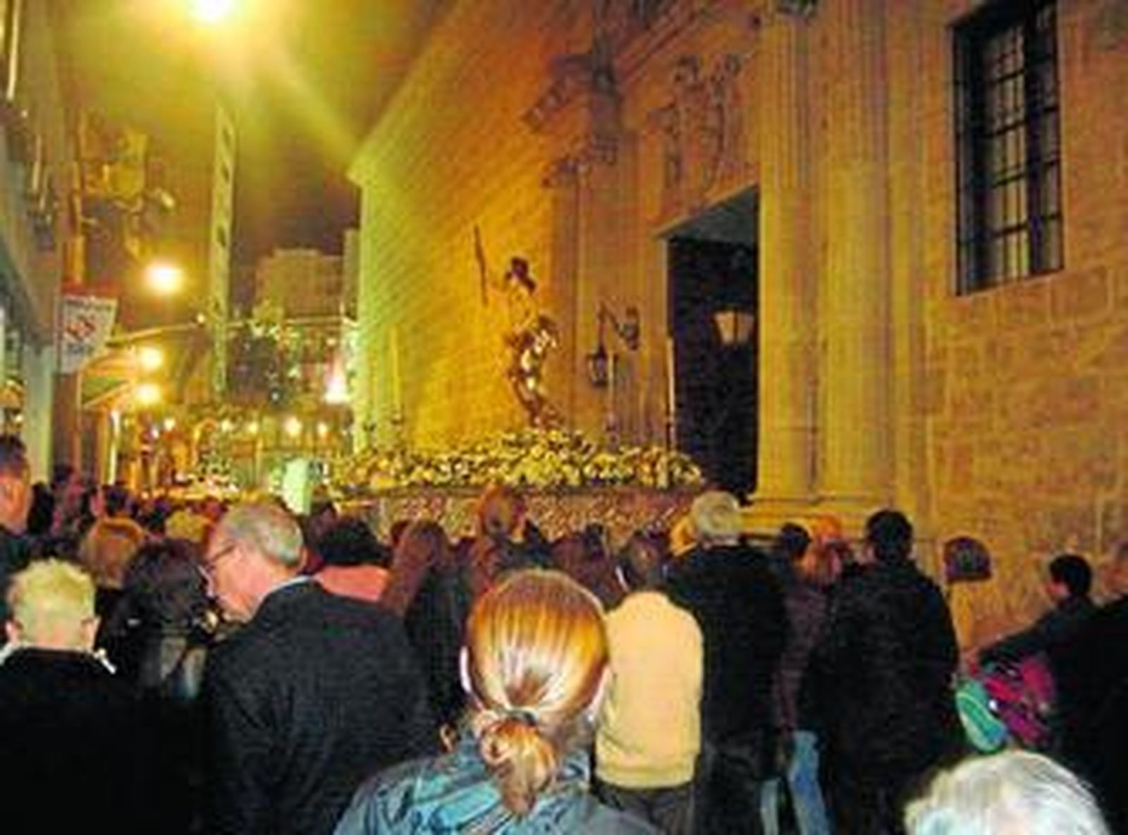 Imagen de Jesucristo Resucitado haciendo su entrada en Santiago, su sede canónica.