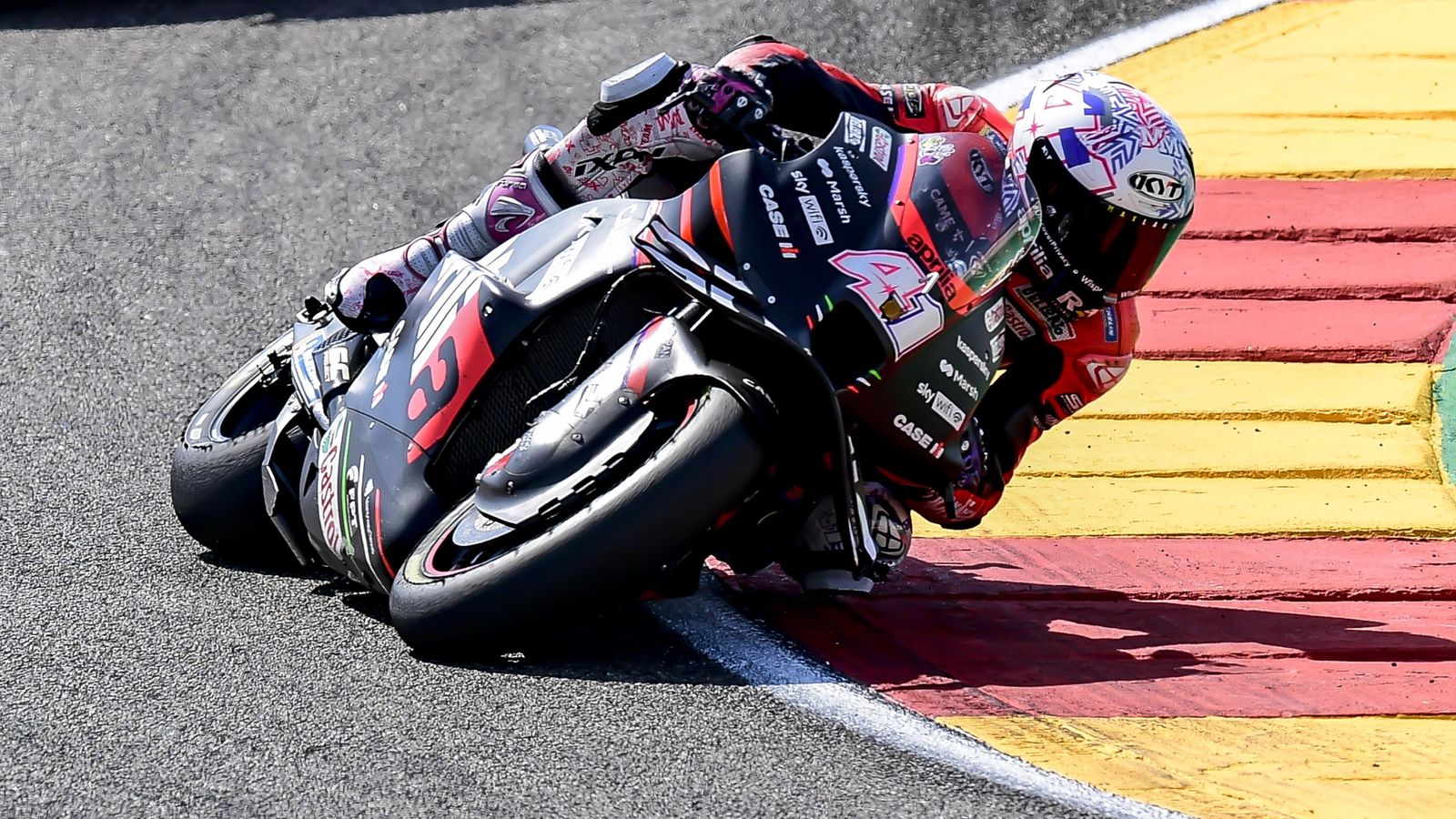 Aleix ha sido tercero y se vuelve a enganchar a la pelea por el título.