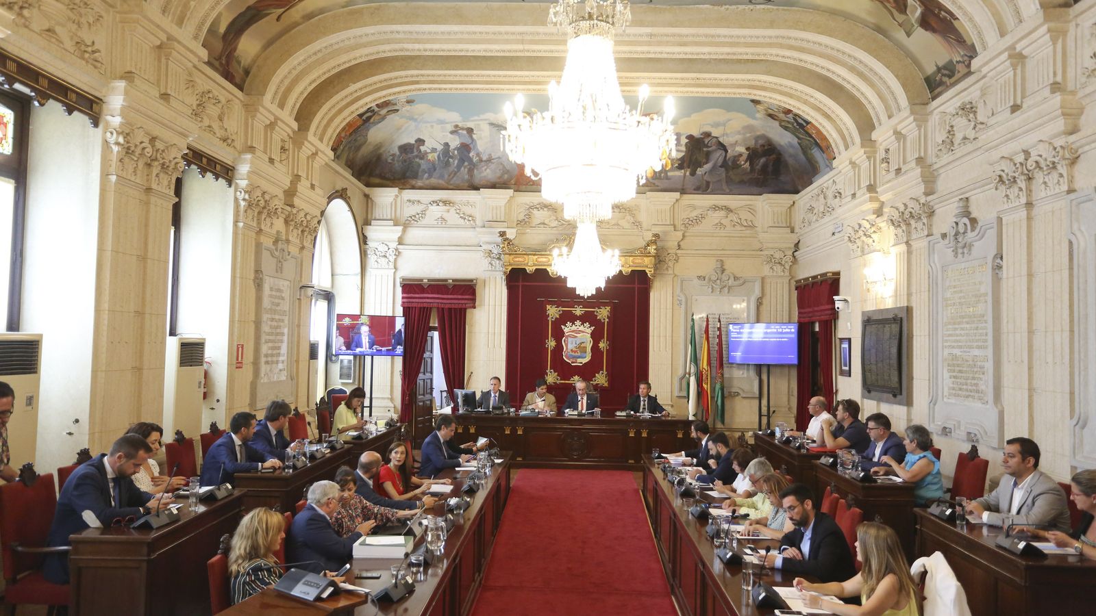 Salón de plenos del Ayuntamiento de Málaga, durante la aprobación de los presupuestos de 2019.