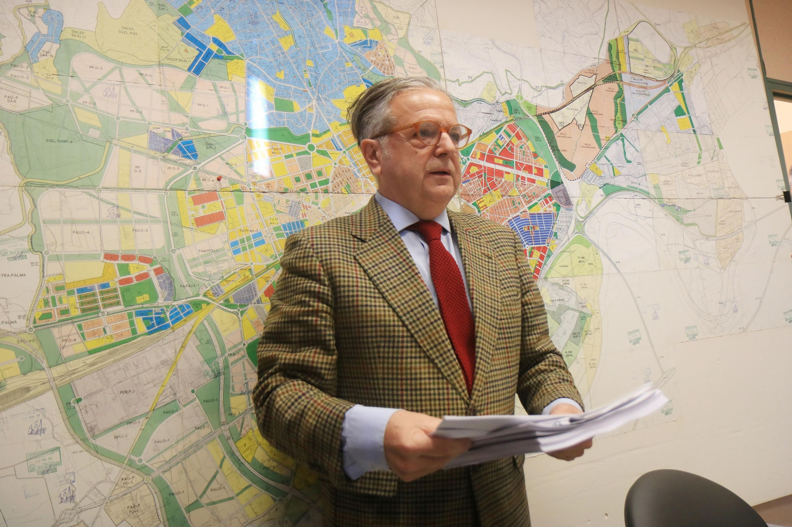 Salvador Fuentes en una comparecencia en la Gerencia de Urbanismo. Salvador Fuentes en una comparecencia en la Gerencia de Urbanismo.