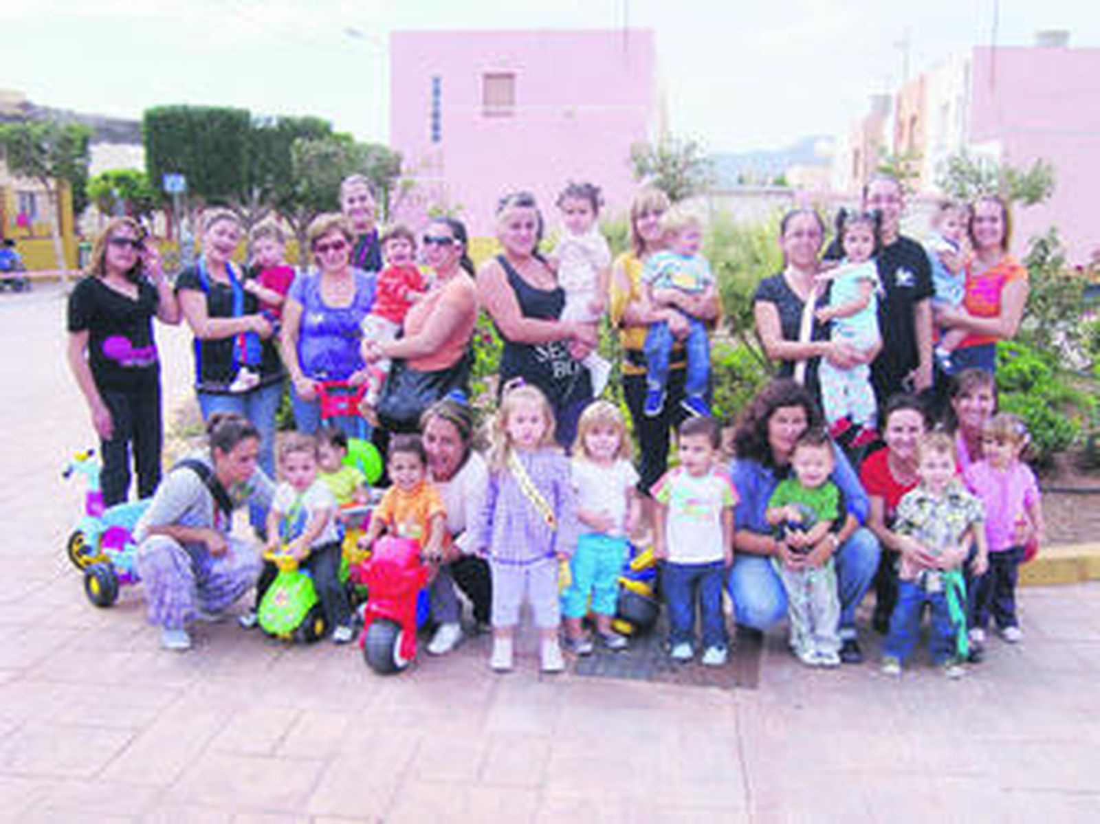 Los pequeños de la casa inauguran la semana de fiestas patronales en Rioja