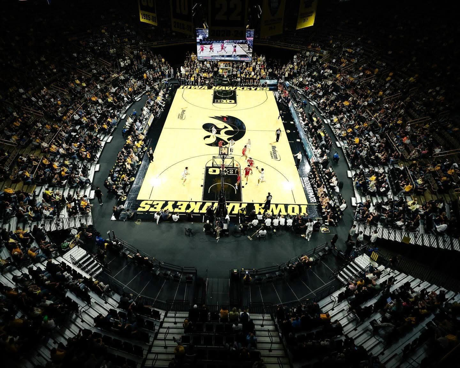 Buen arranque de Álvaro Folgueiras en la NCAA con Iowa