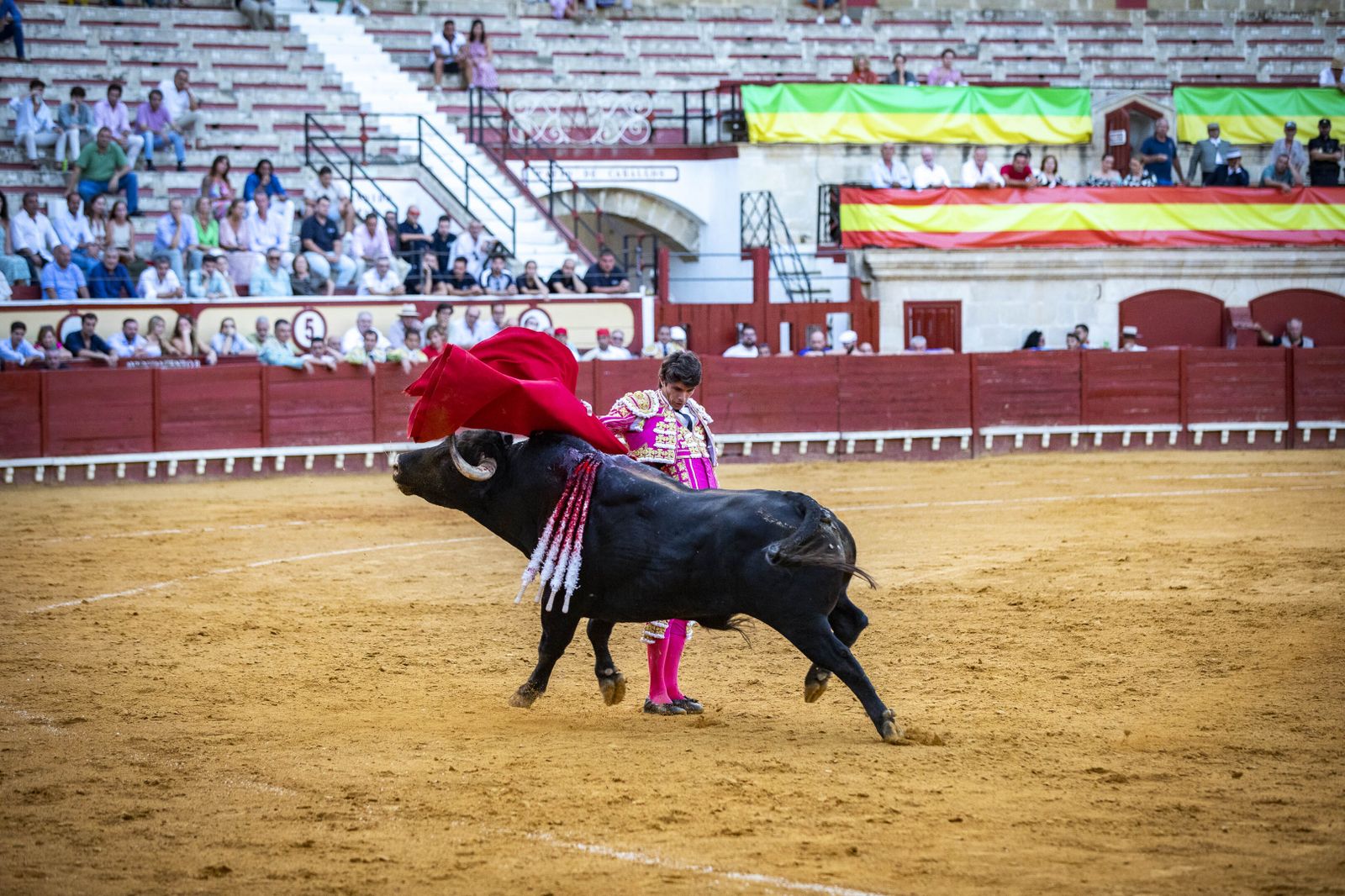 Diego Urdiales, Sebastián Castella y Daniel Luque, en la plaza de toros de El Puerto