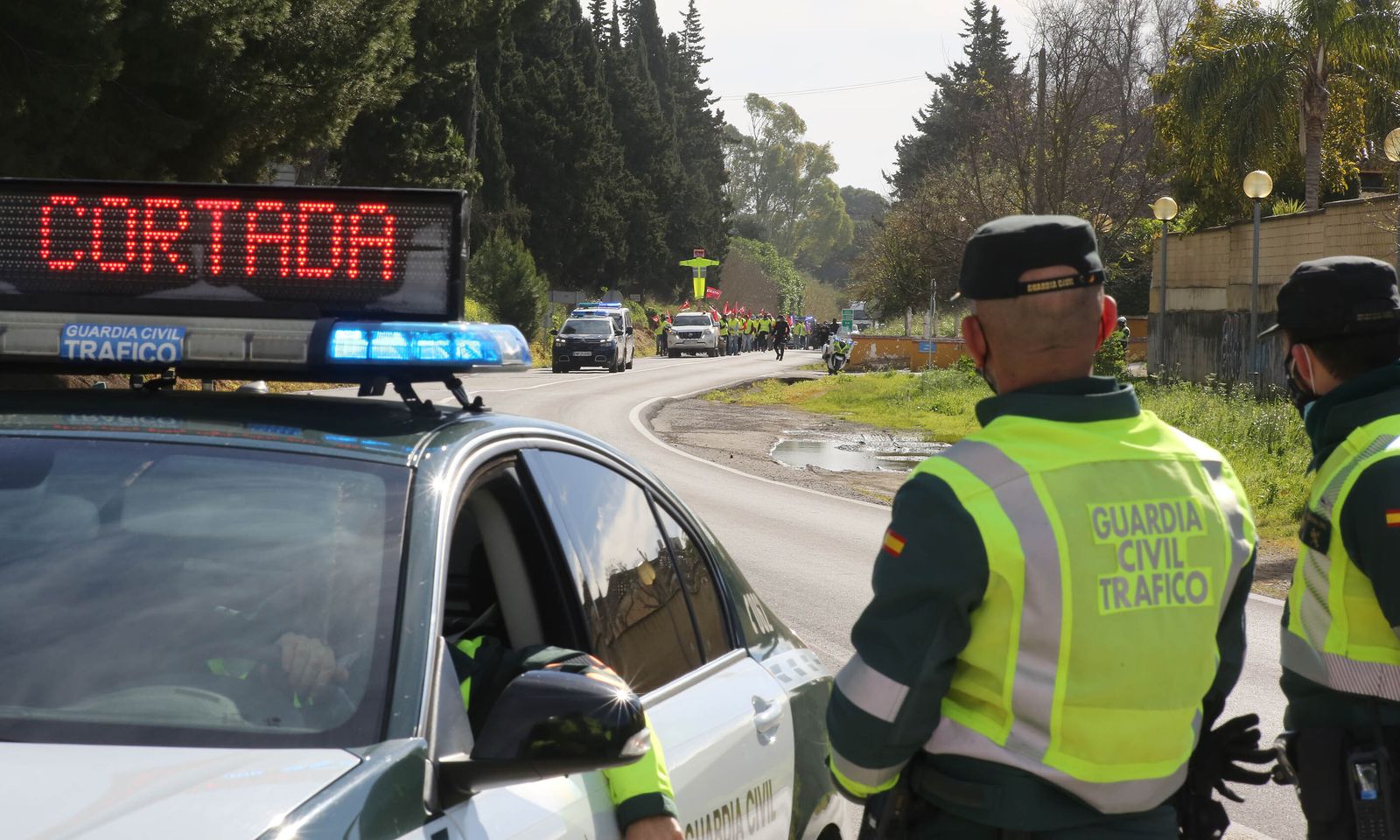 Marcha de los trabajadores contra el ERE de Holcim en Jerez
