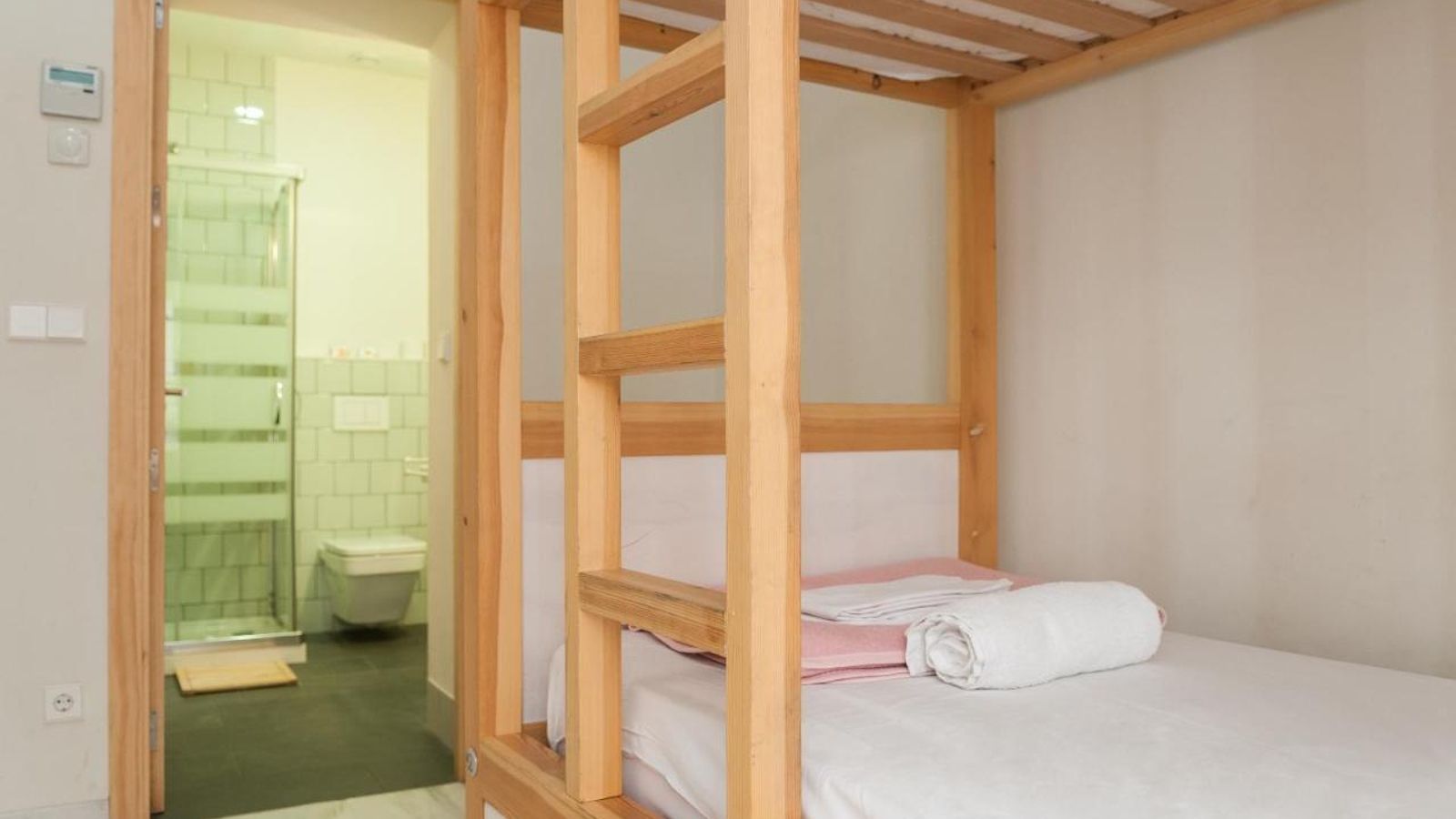 Habitación con baño The Nomad Hostel&Pension