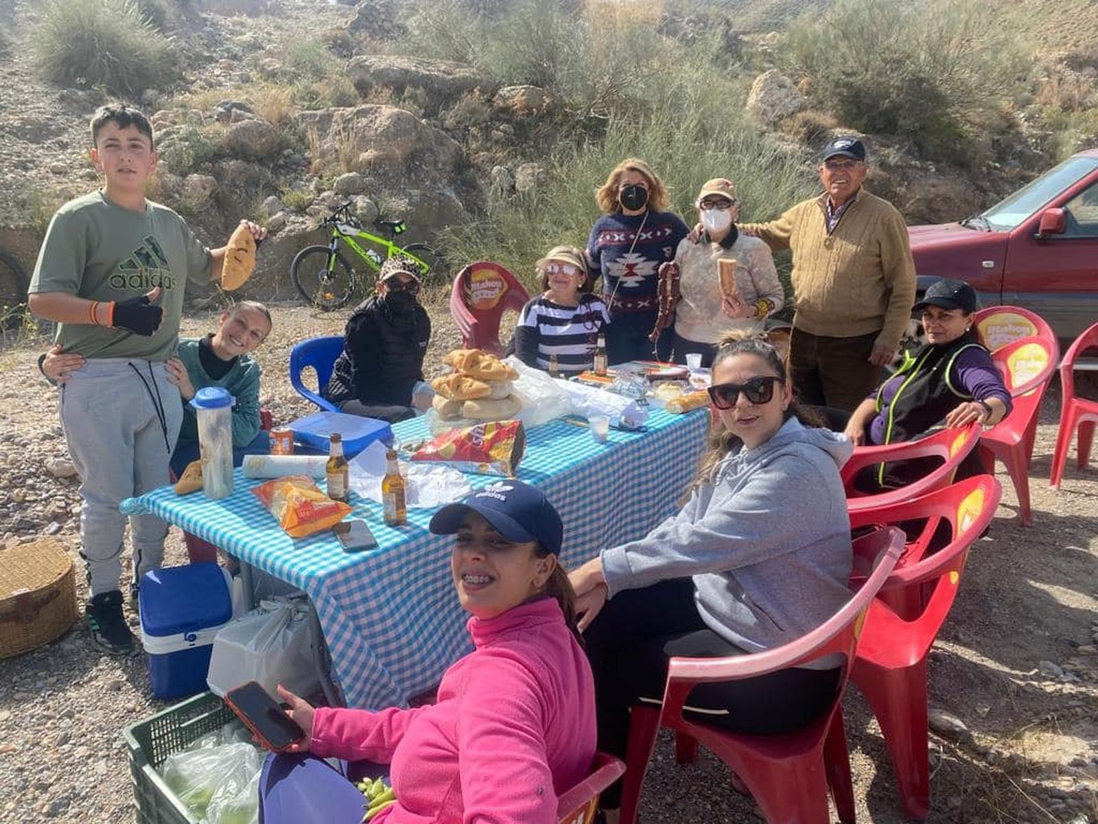 Familias gadorenses han disfrutado del tradicional Jueves Lardero.