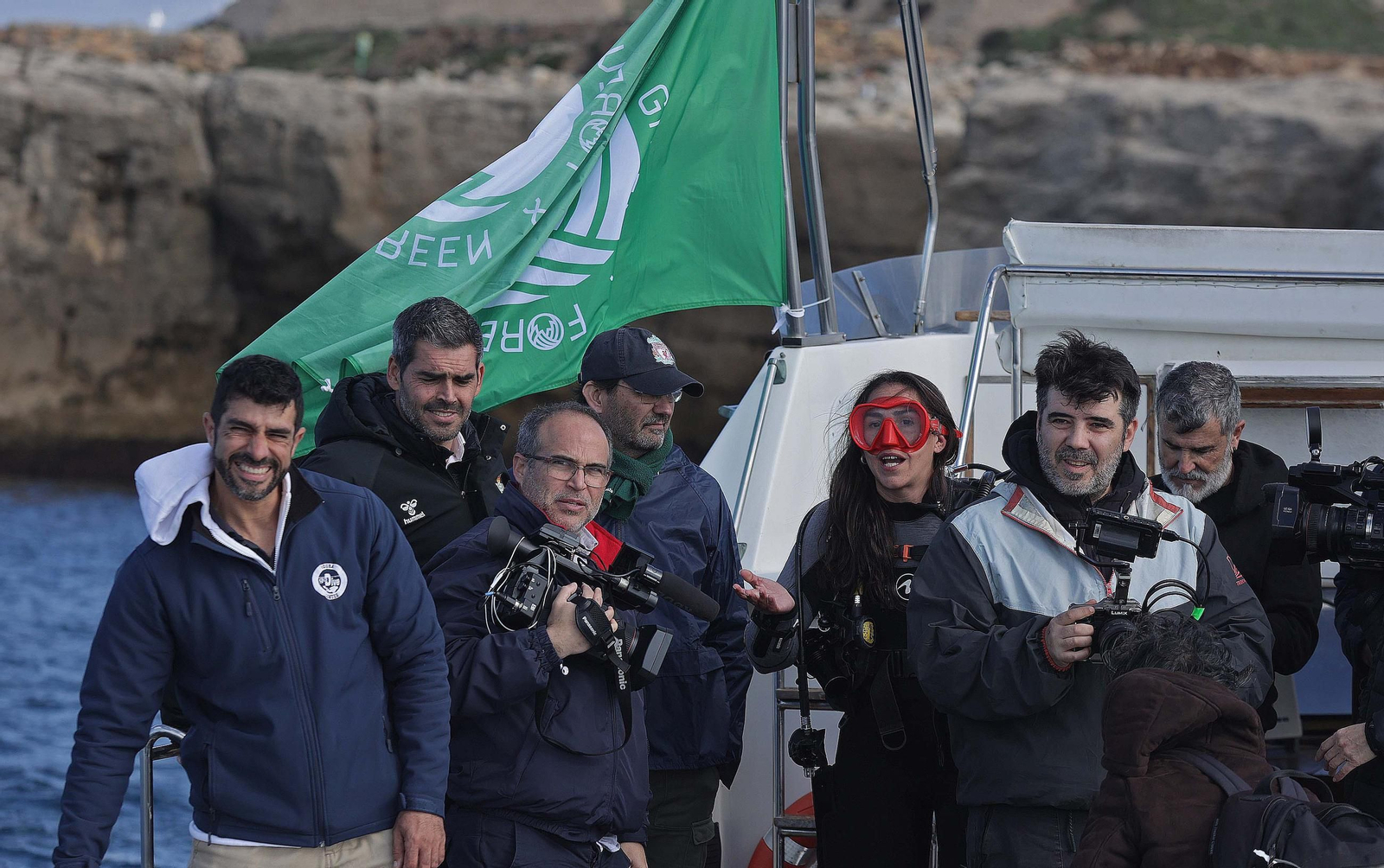 Fotos de la nueva camiseta ecológica del Real Betis fabricada con algas